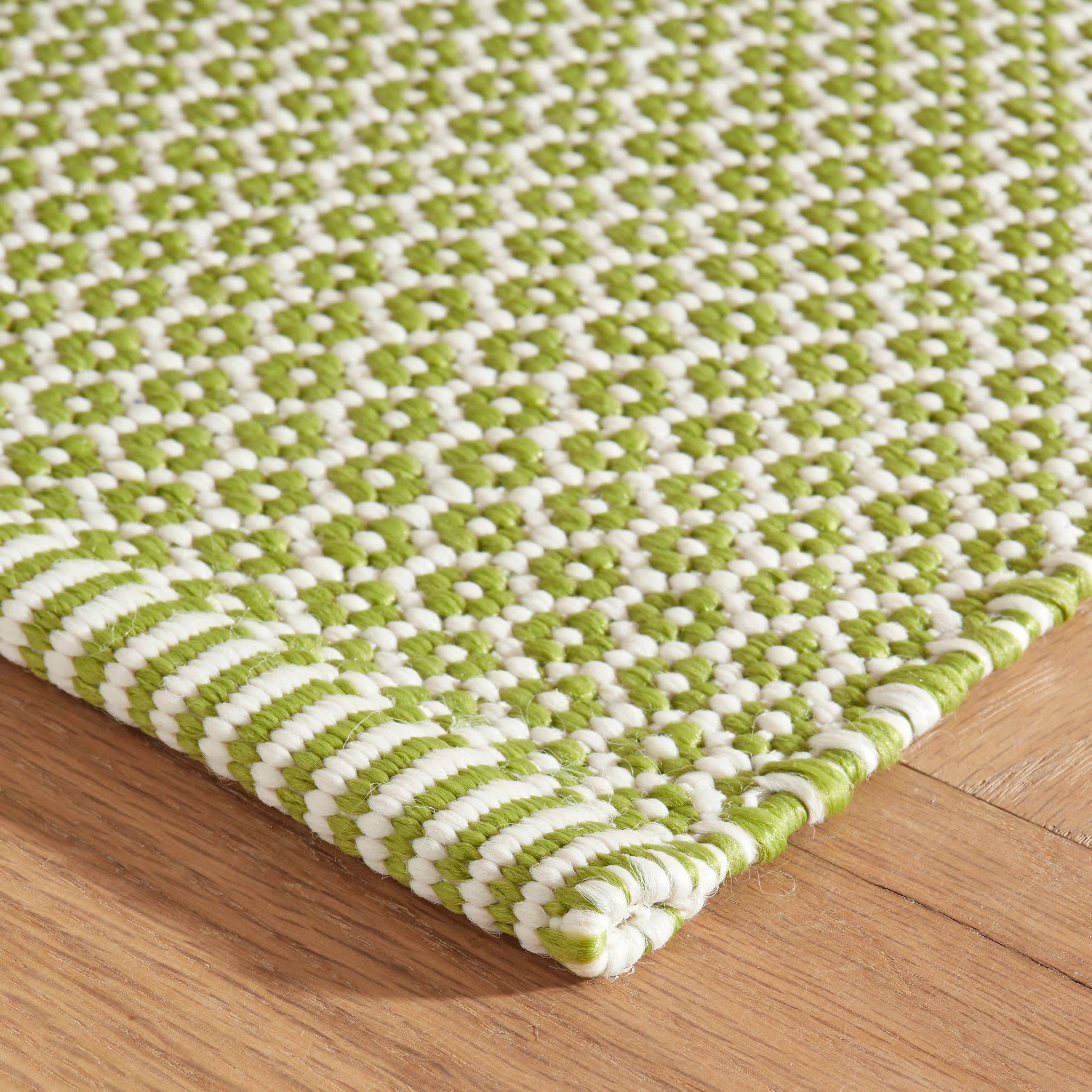 Finn Sprout Handwoven Indoor/Outdoor Rug