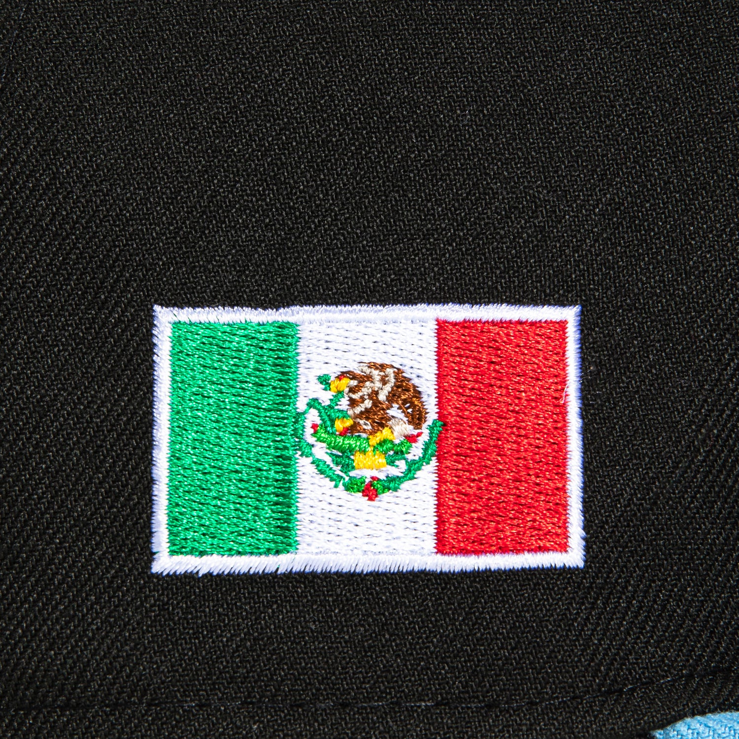 New Era 59Fifty Mexico World Baseball Classic Mexico Flag Patch Hat - Black, Light Blue, Magenta