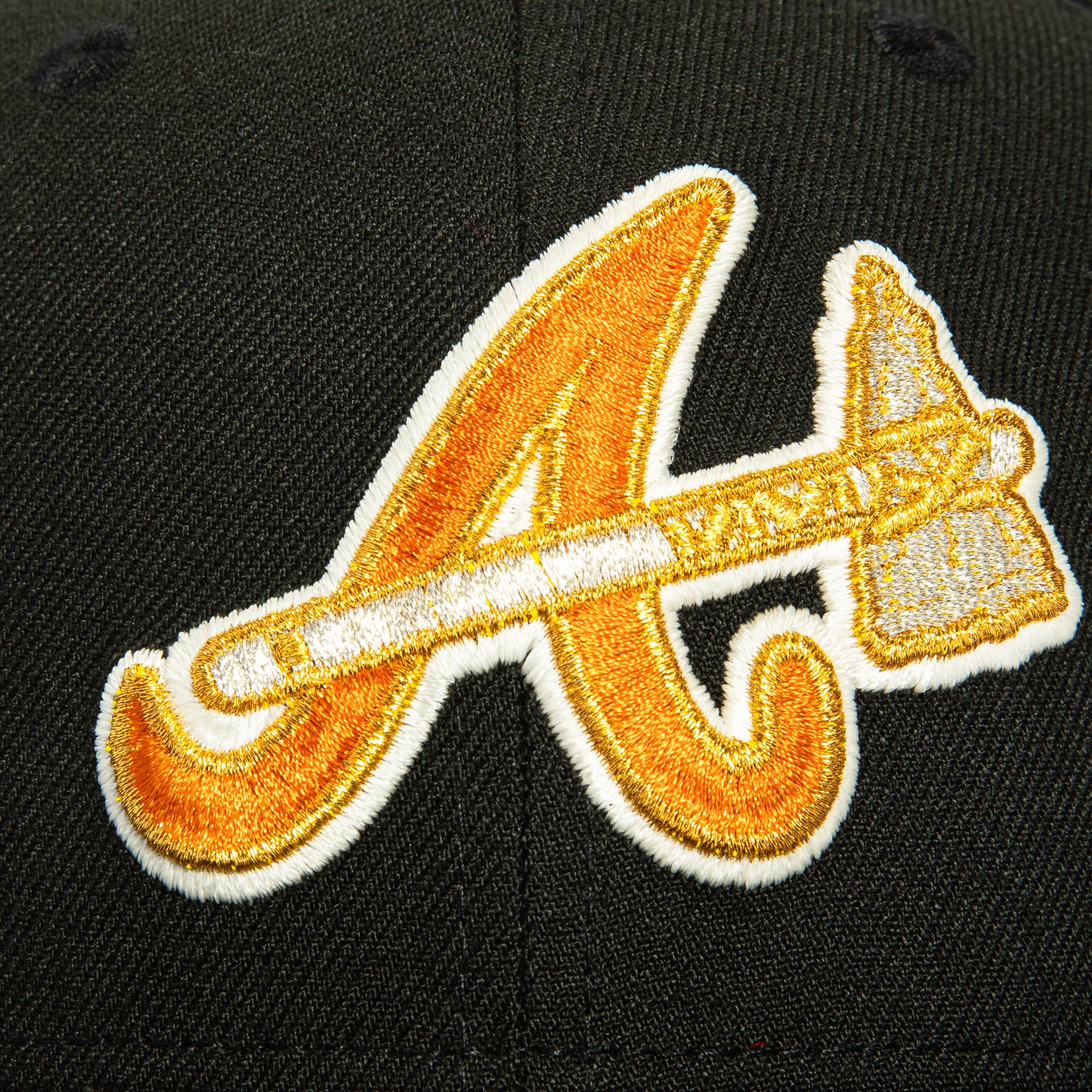 New Era 59Fifty Prehistoric Pack Atlanta Braves 40th Anniversary Patch Alternate Hat - Black, Metallic Copper, Metallic Silver