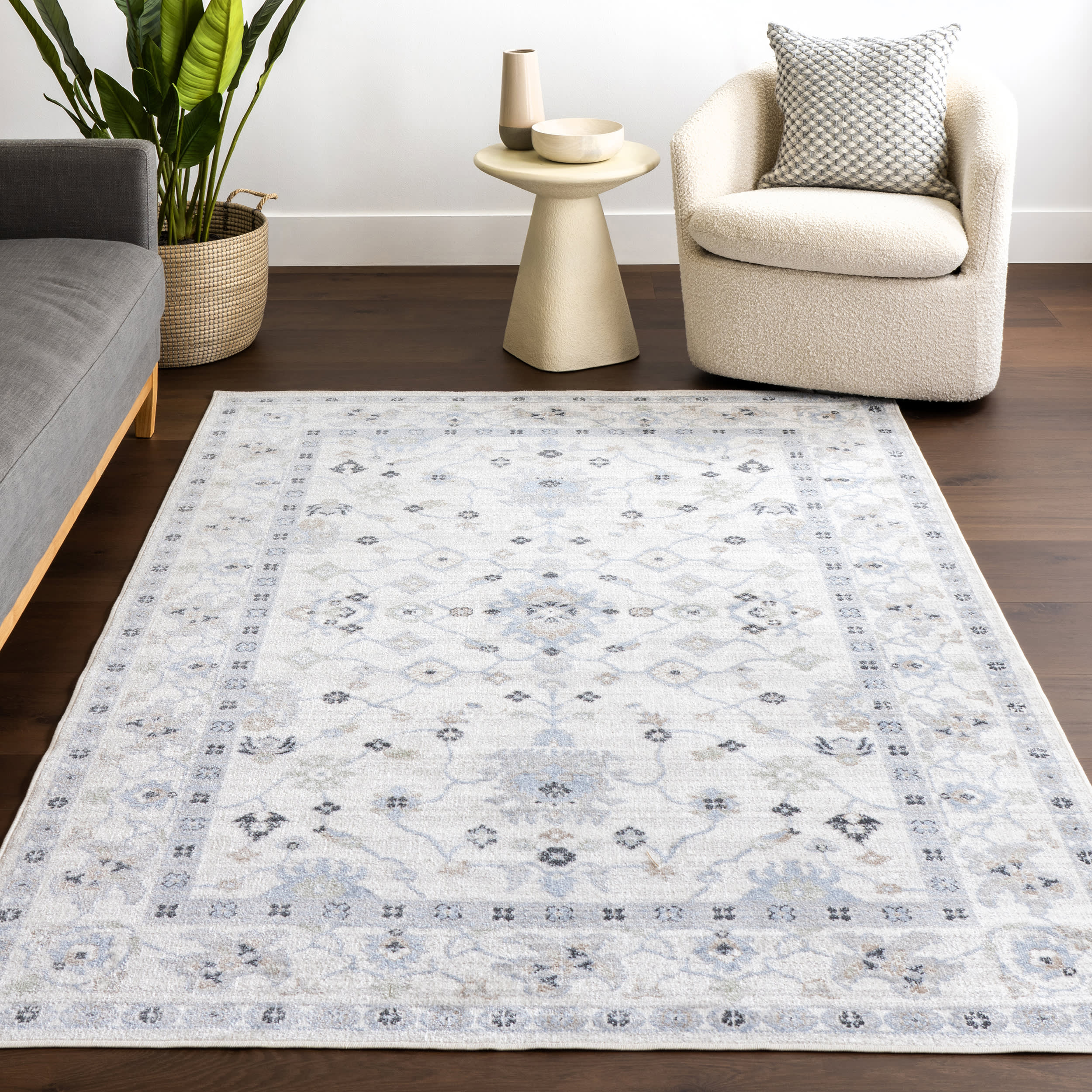 Lilliana Floral Medallion Washable Rug | Light Blue