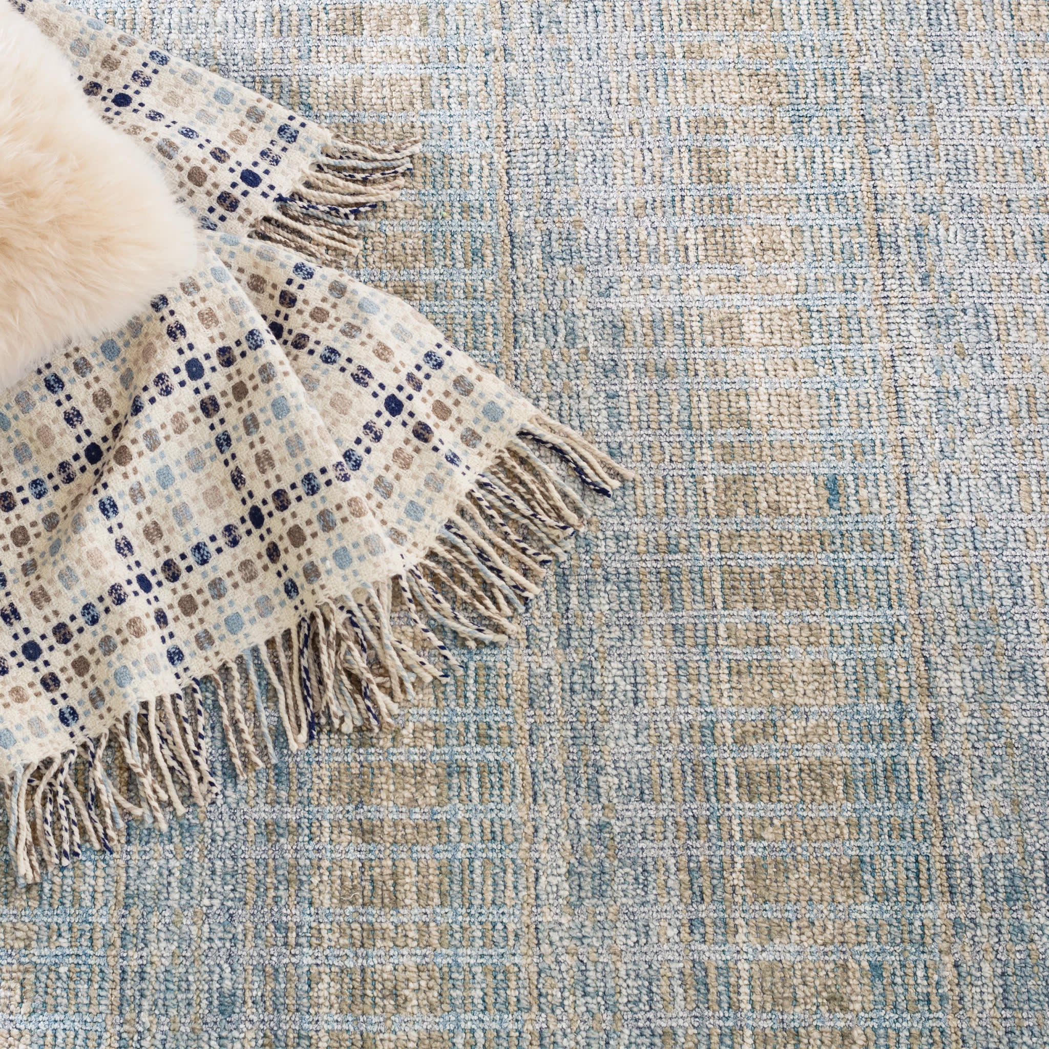 Geneva Handwoven Viscose/Cotton Rug