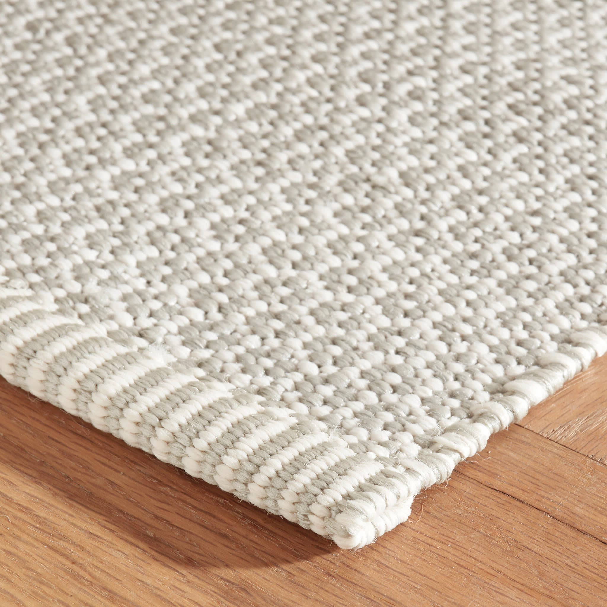 Finn Platinum Handwoven Indoor/Outdoor Rug