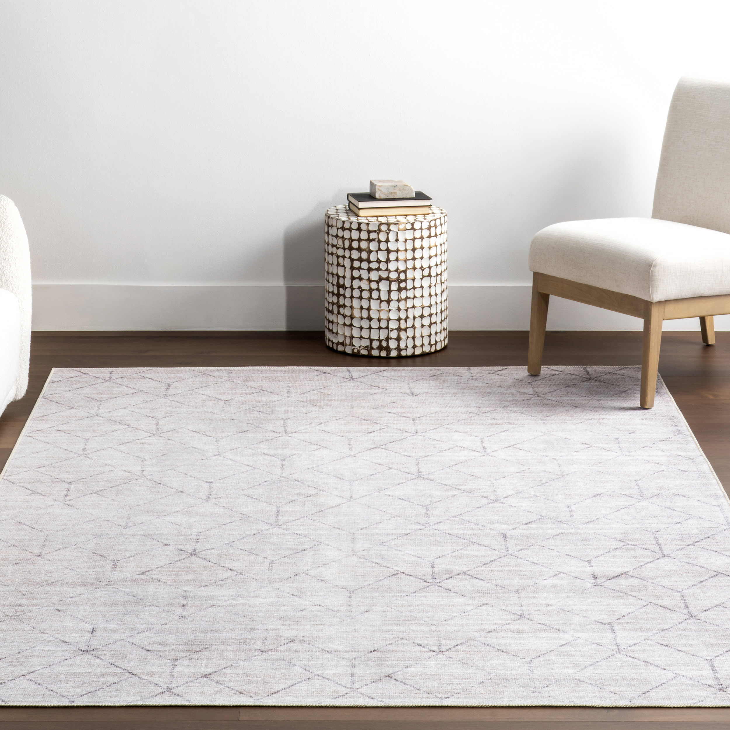 Stacey Diamond Spill Proof Washable Rug | Light Grey