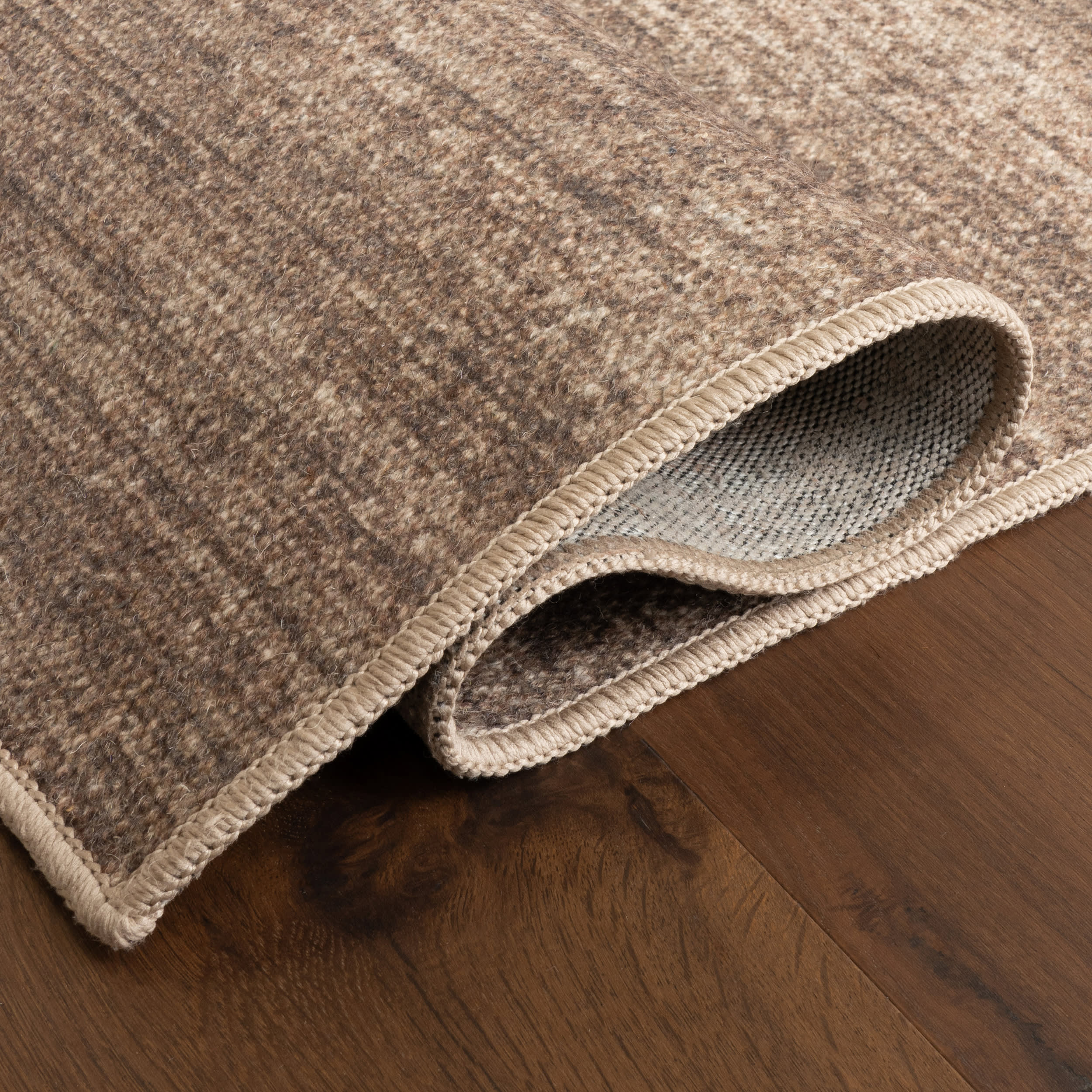 Evelina Vintage Solid Washable Rug | Brown