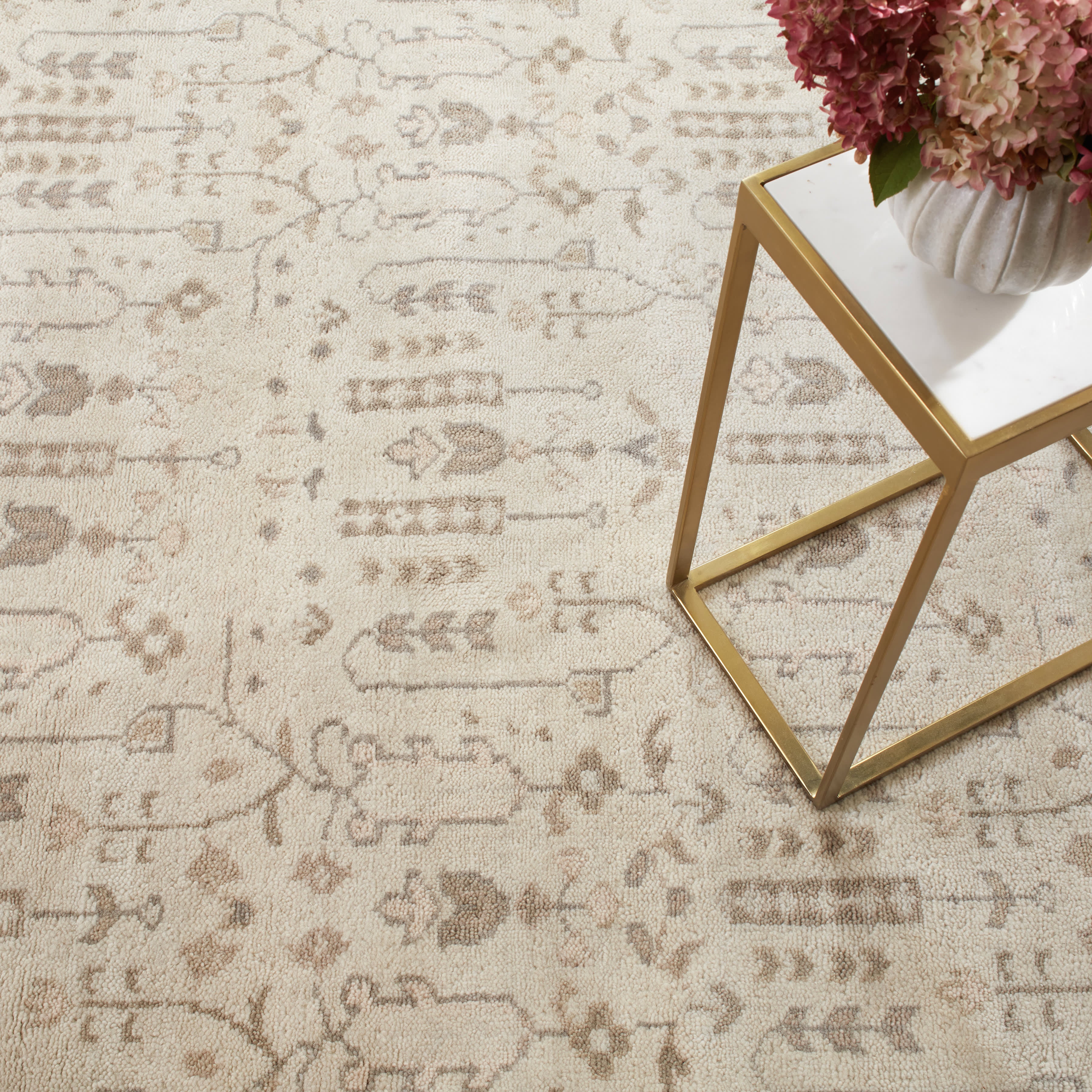 Dara Cream Hand Knotted Wool Rug