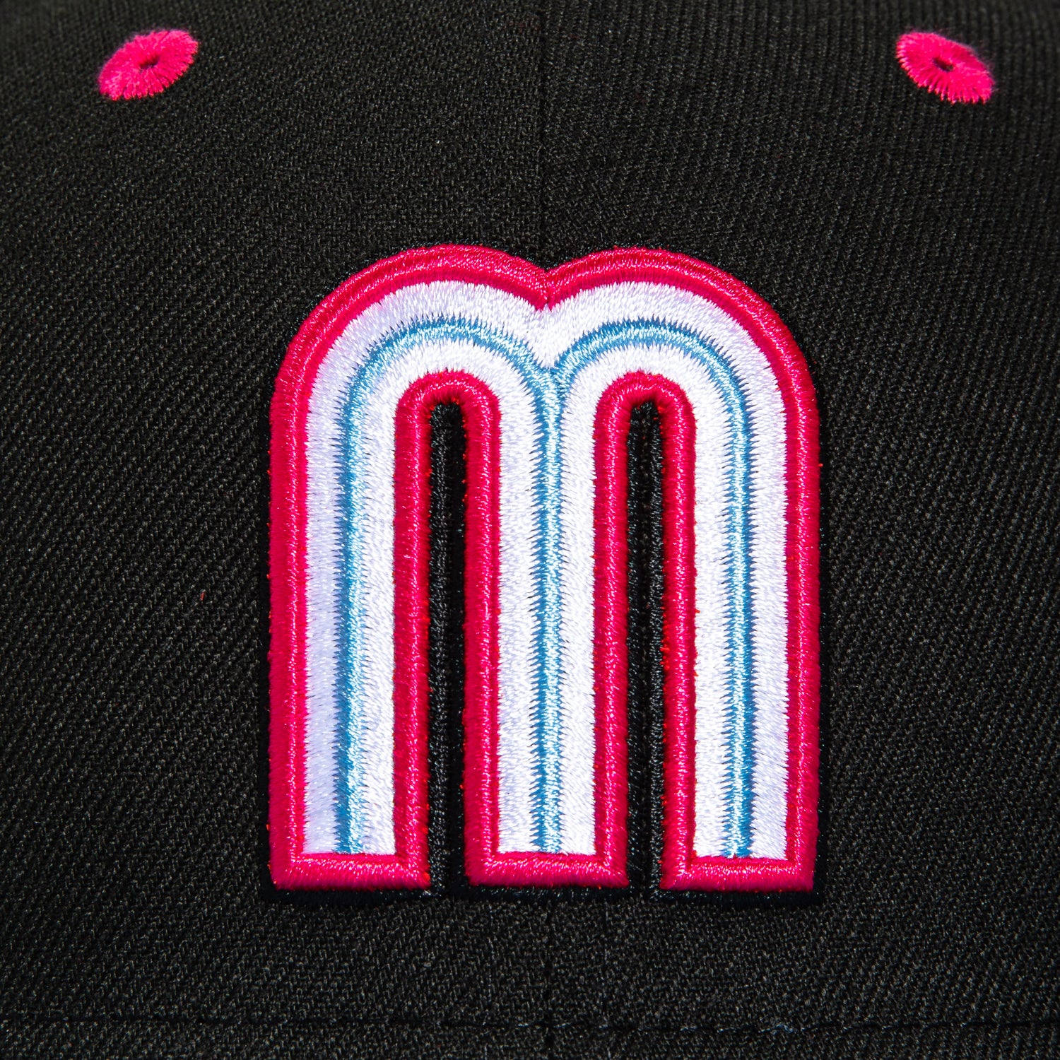 New Era 59Fifty Mexico World Baseball Classic Mexico Flag Patch Hat - Black, Light Blue, Magenta