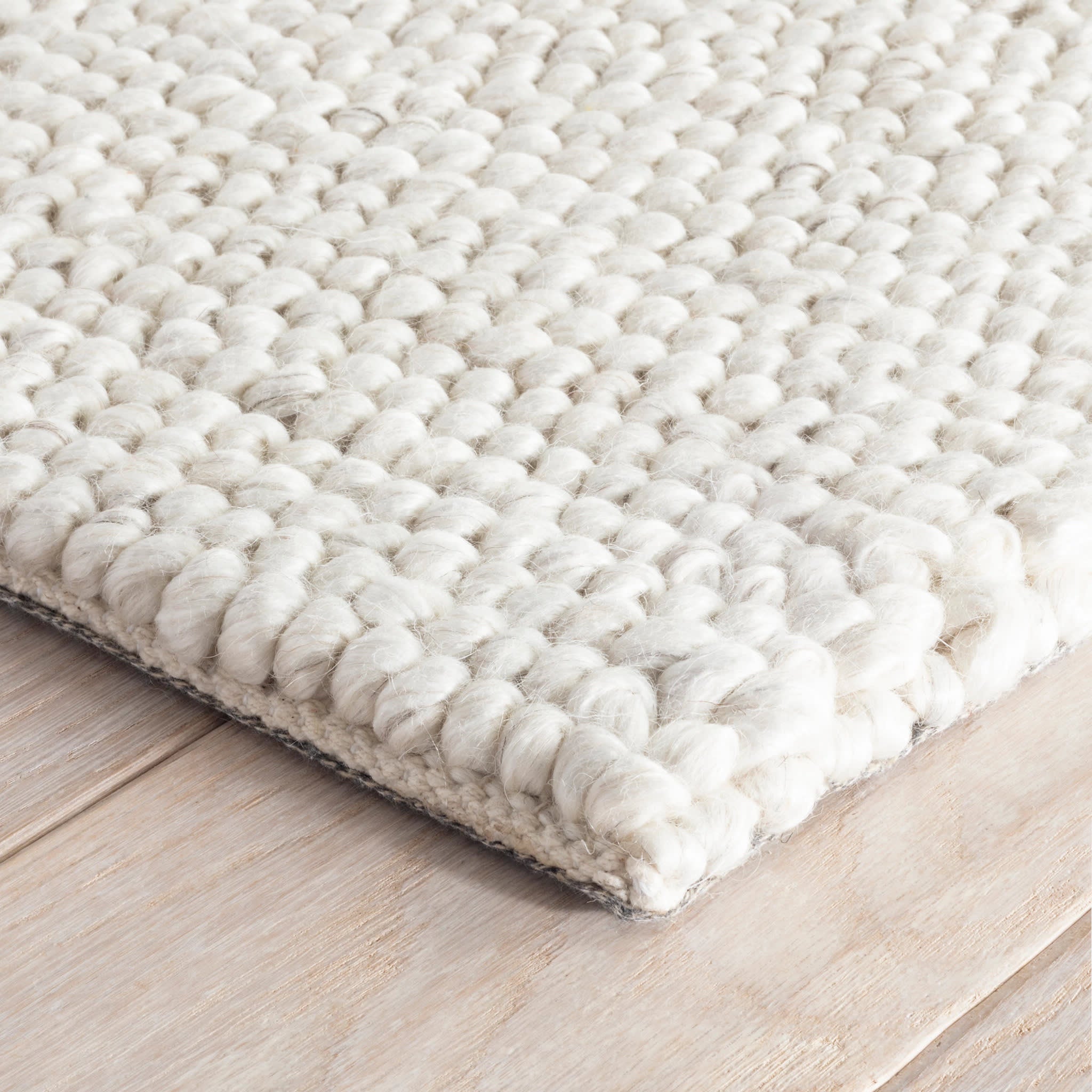 Niels Ivory Handwoven Wool/Viscose Rug