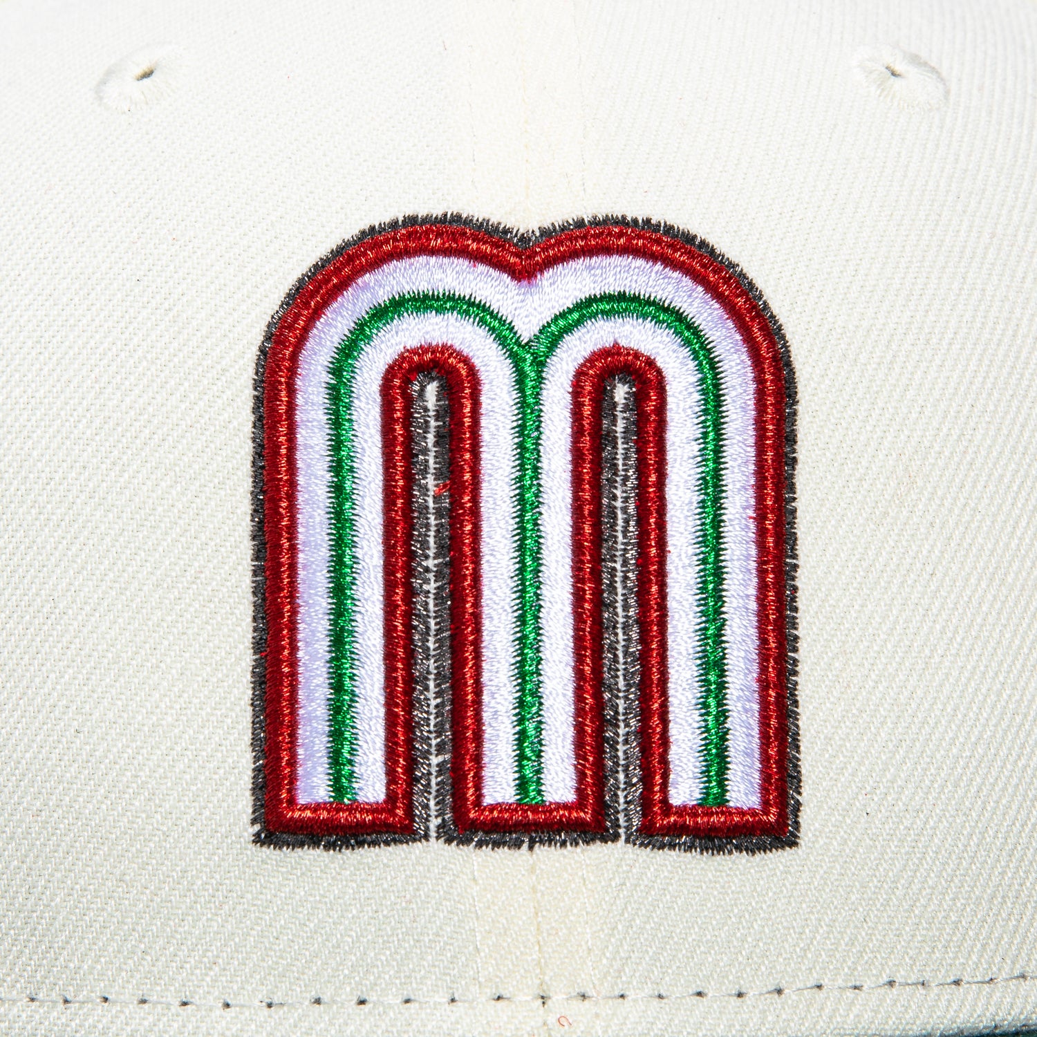 New Era 59Fifty Mexico World Baseball Classic Mexico Flag Patch Hat - White, Green