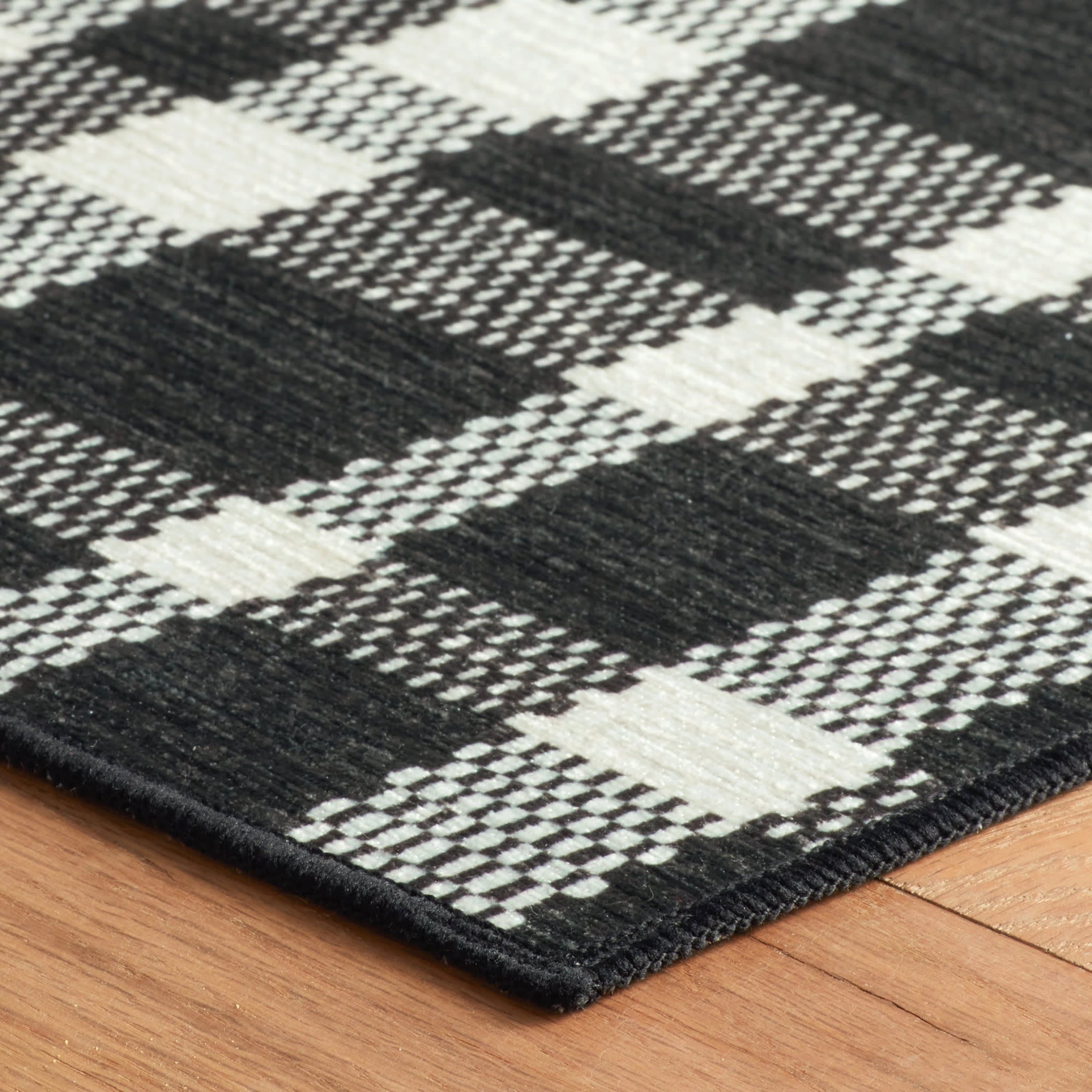 Houston Plaid Black Machine Washable Rug