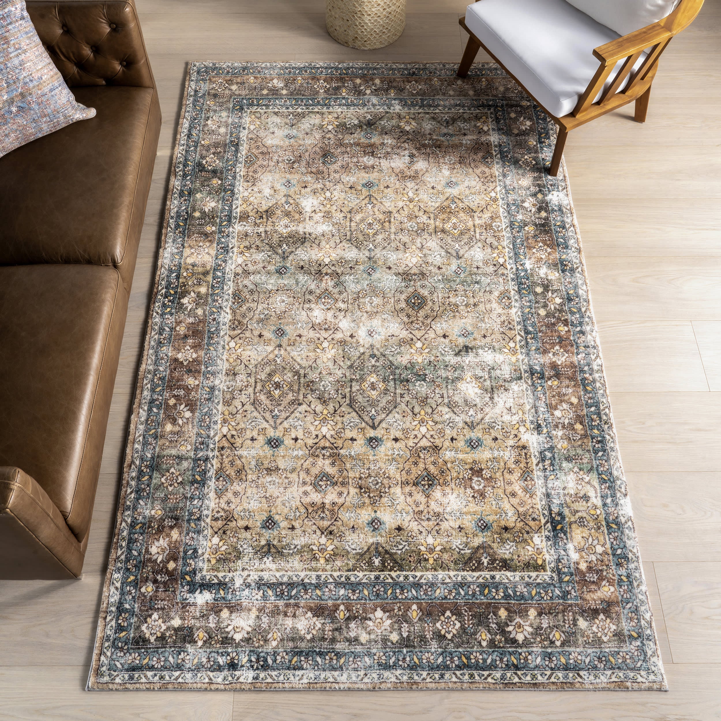 Lilou Medallion Washable Rug | Brown