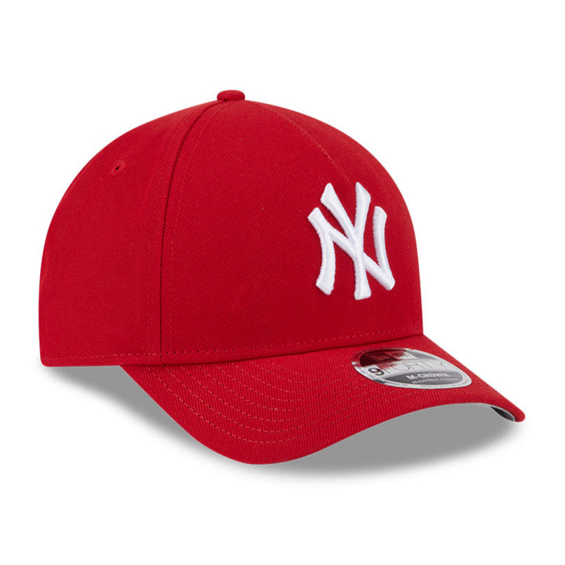 New Era 9Forty M-Crown A-Frame New York Yankees Snapback Hat - Red