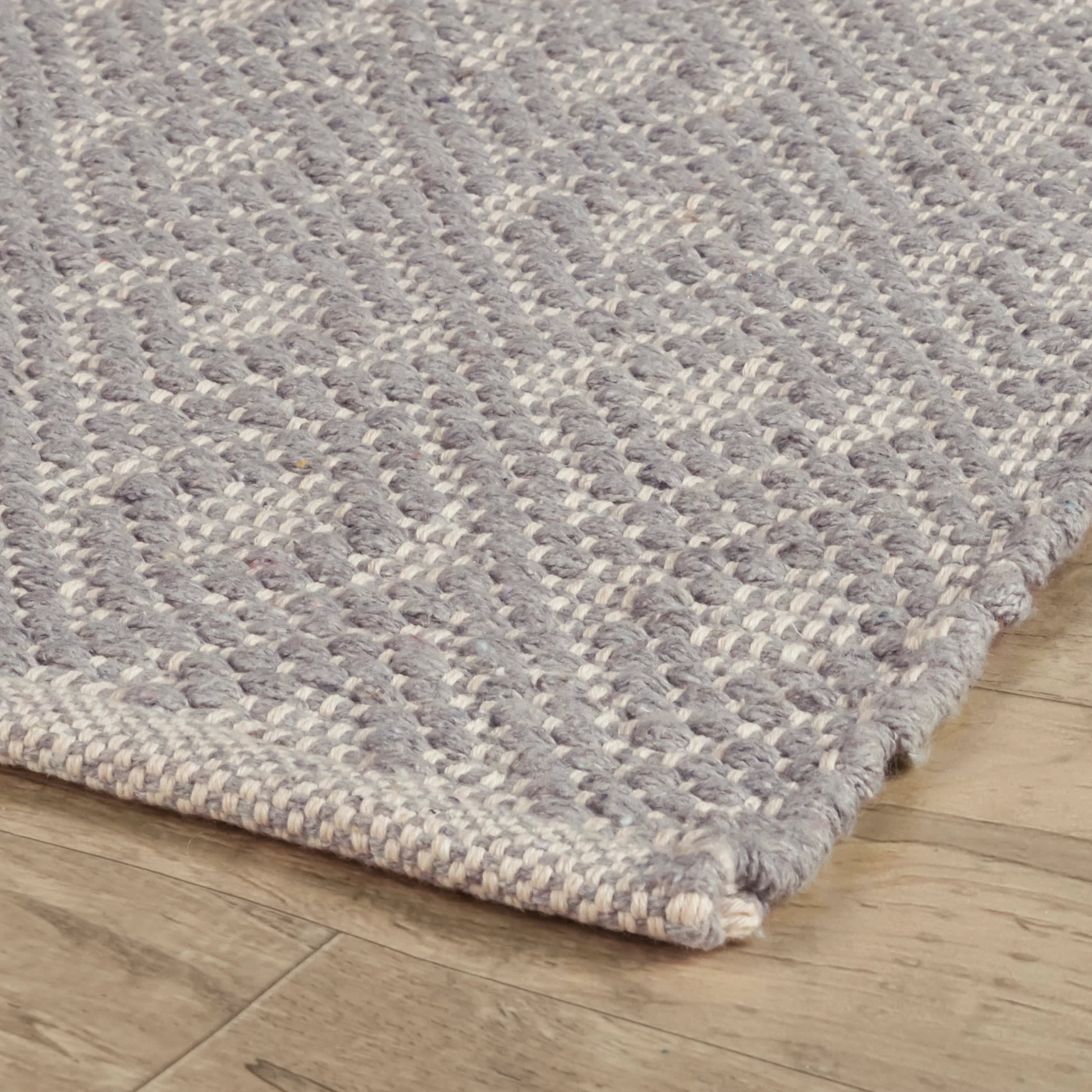 Optic Diamond Grey/Ivory Handwoven Cotton Rug