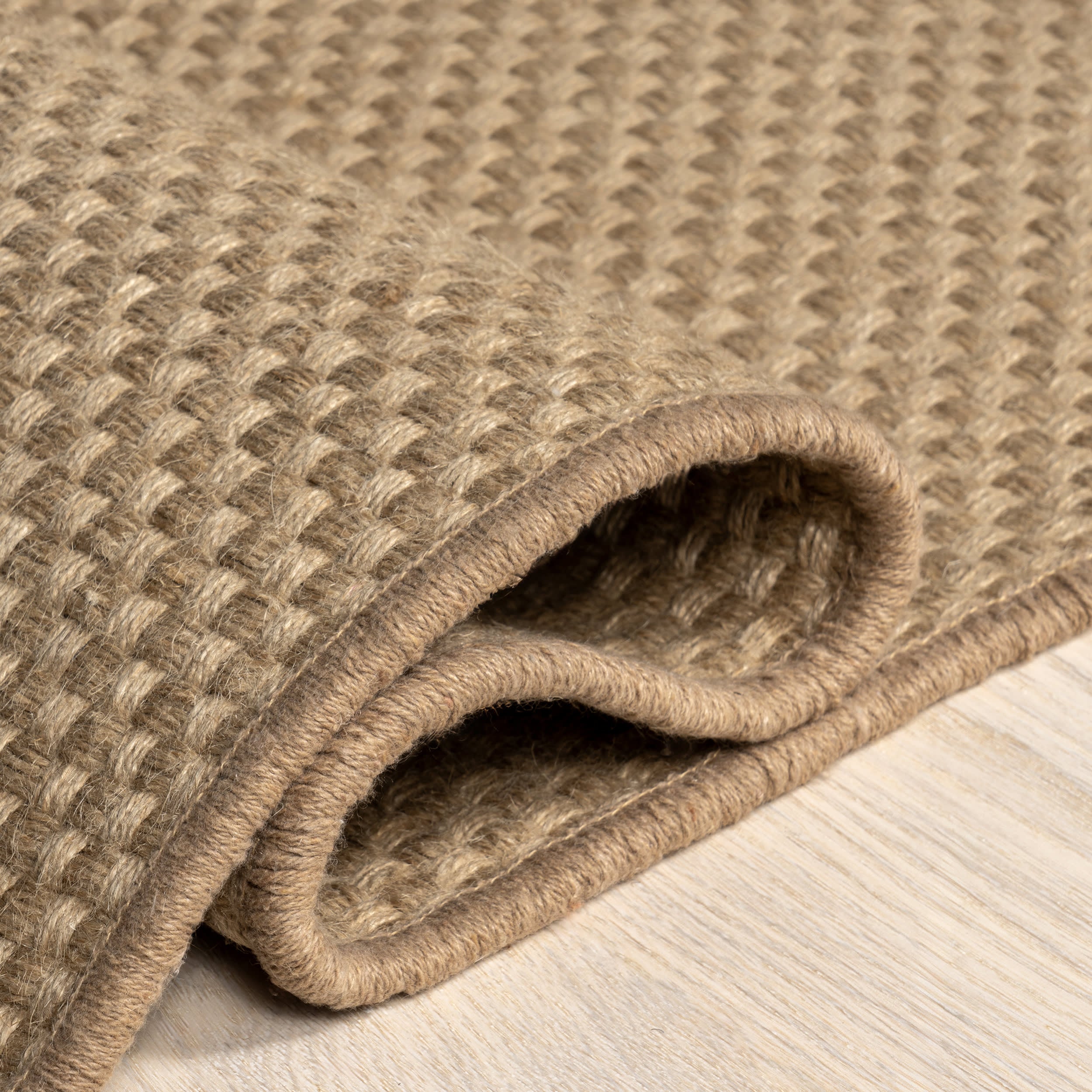 Tabytha Solid Jute Rug | Natural