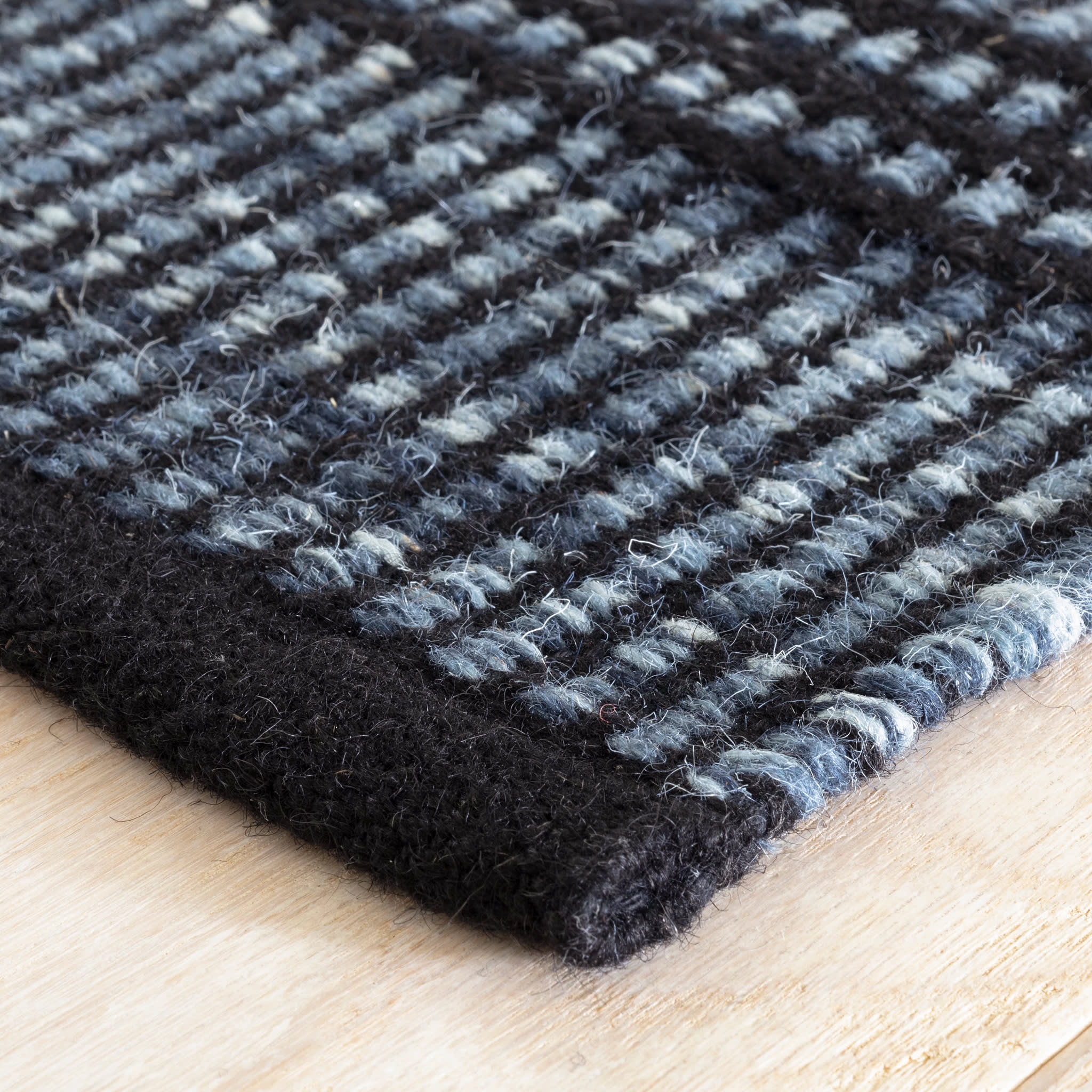 Malta Navy Handwoven Wool Rug