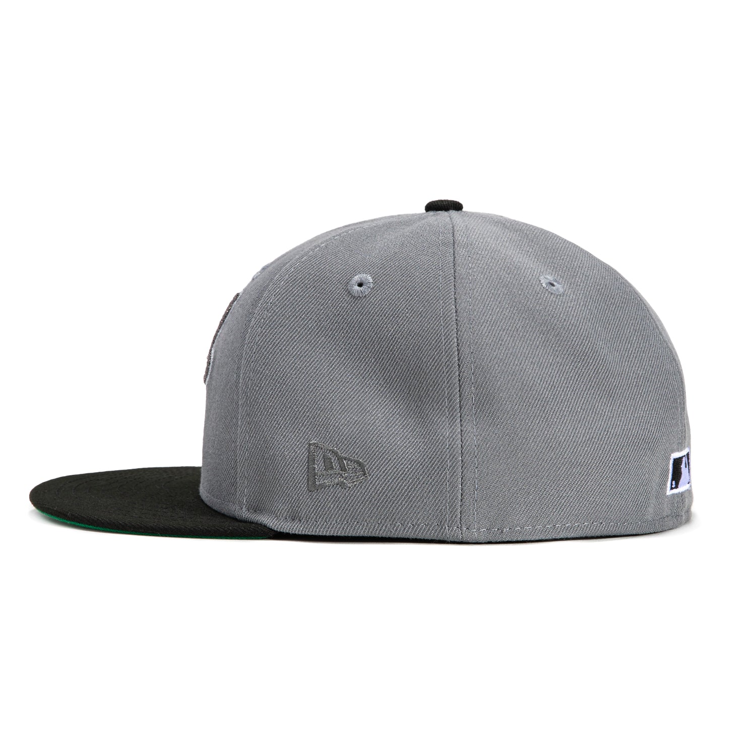 New Era 59Fifty Oakland Athletics Rickey Henderson Field Patch Script Hat - Storm Grey, Black