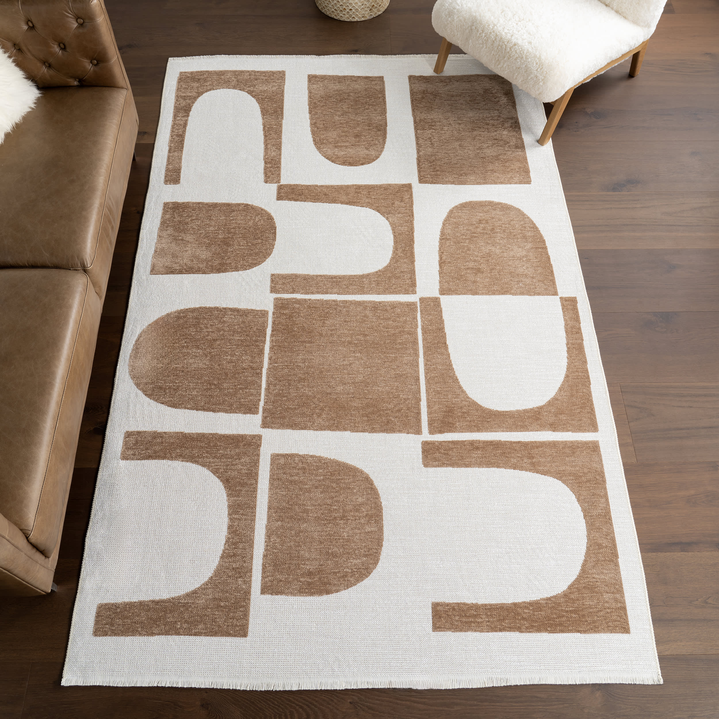 Kali Modern Geometric Reversible Washable Rug | Taupe