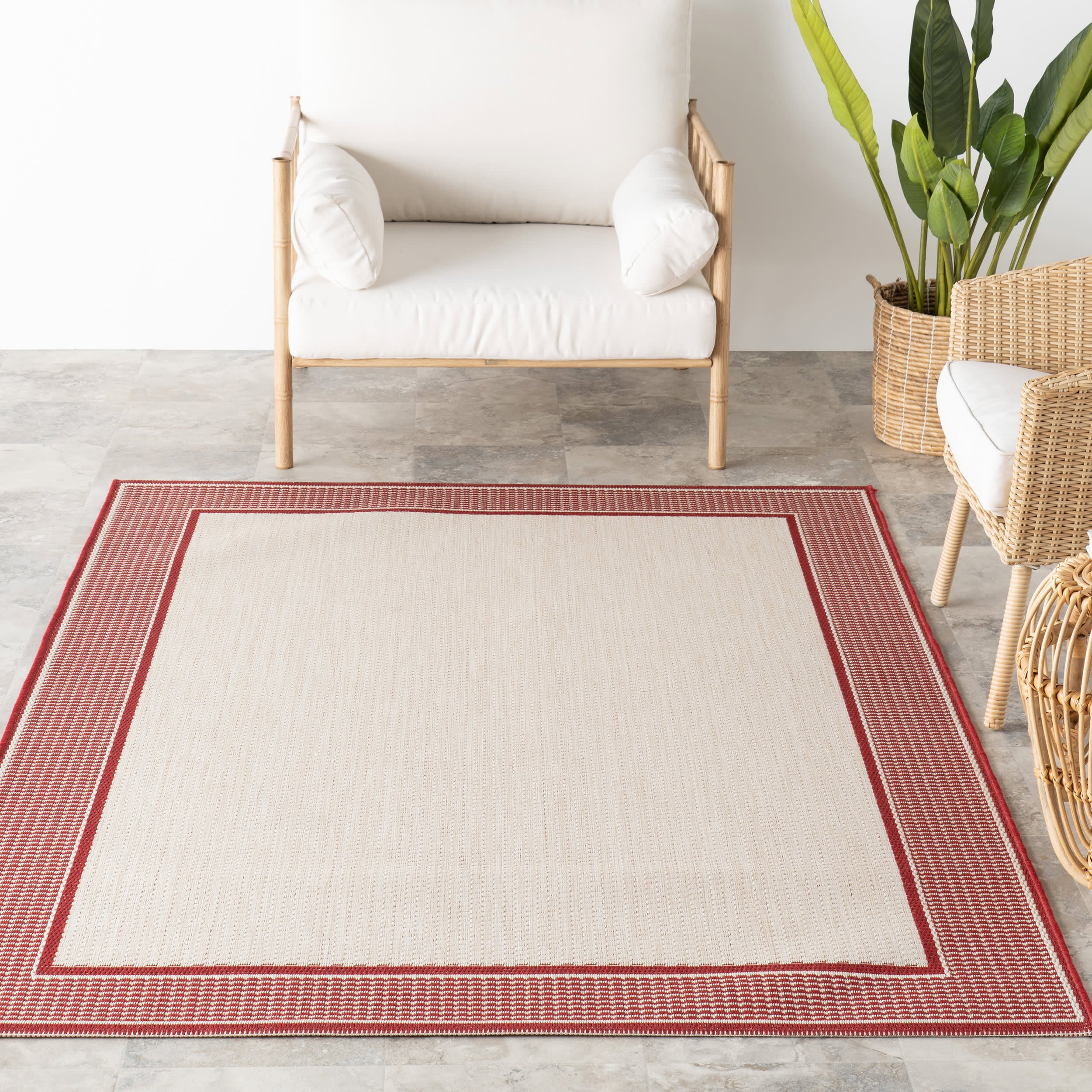 Monochrome Bordered Indoor/Outdoor Rug | Ivory