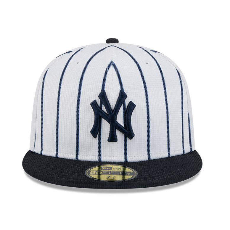 New Era 59Fifty New York Yankees 2025 Spring Training Patch Pinstripe Hat - White, Navy