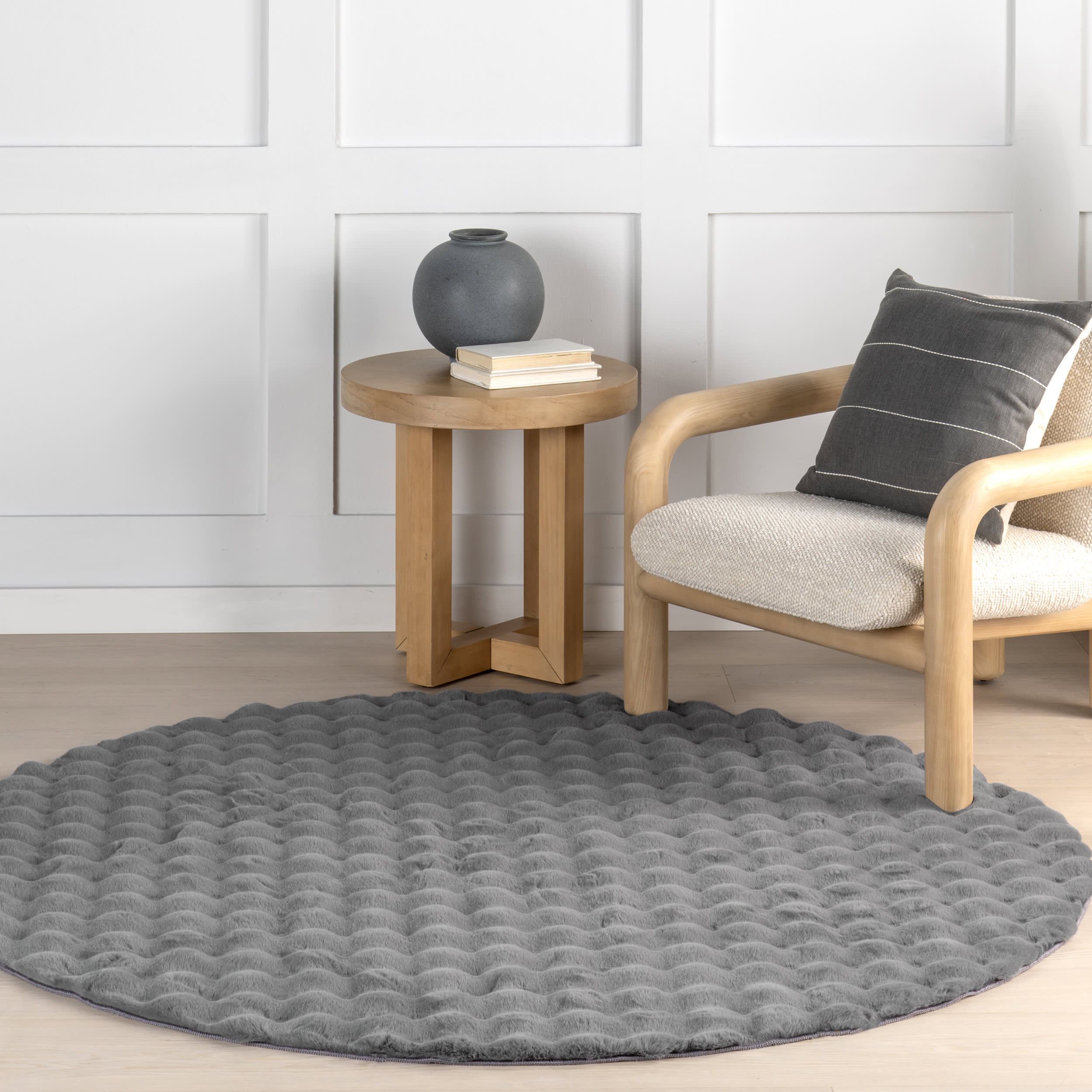 Ivana Checkered Plush Cloud Washable Rug | Dark Grey