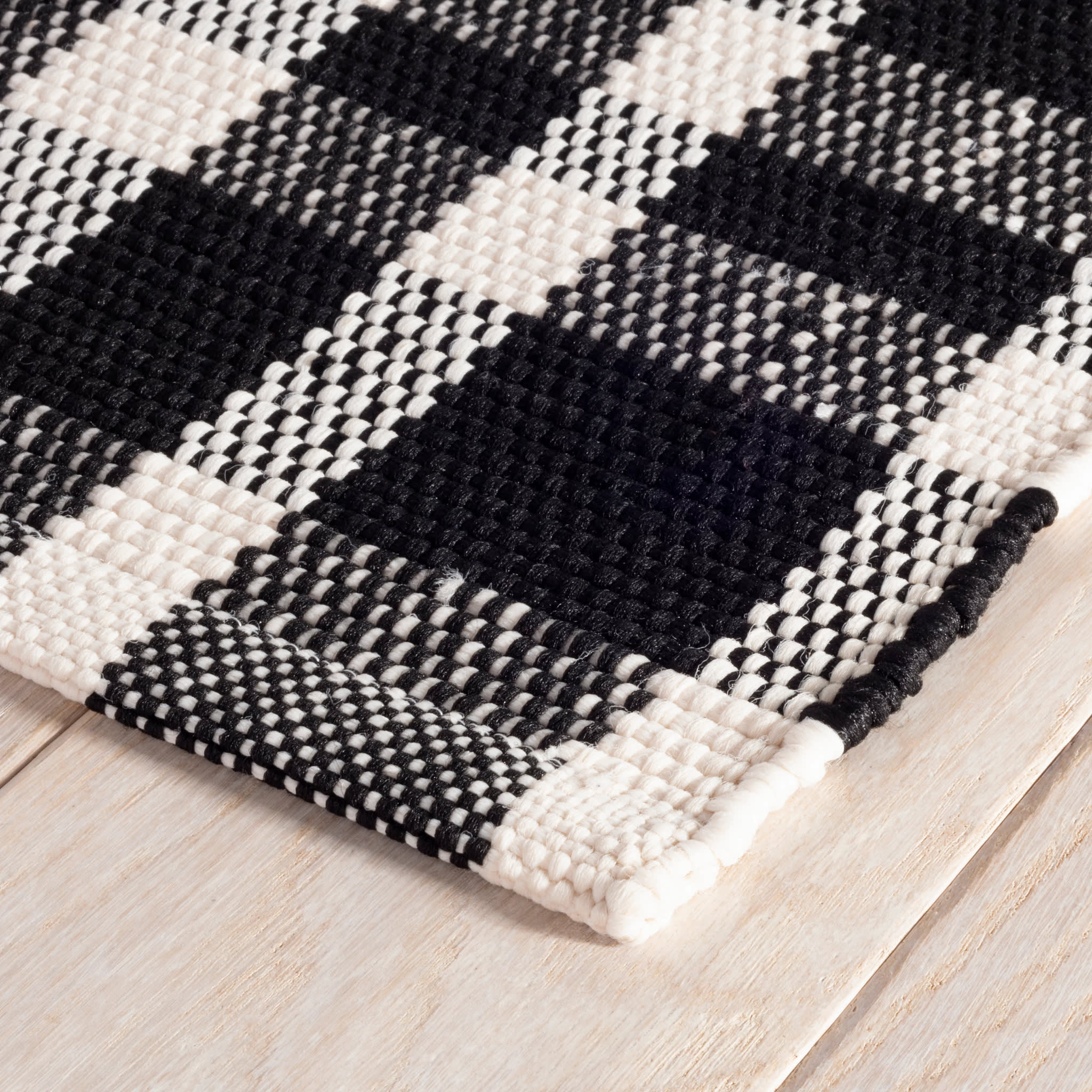 Tattersall Black Handwoven Indoor/Outdoor Rug