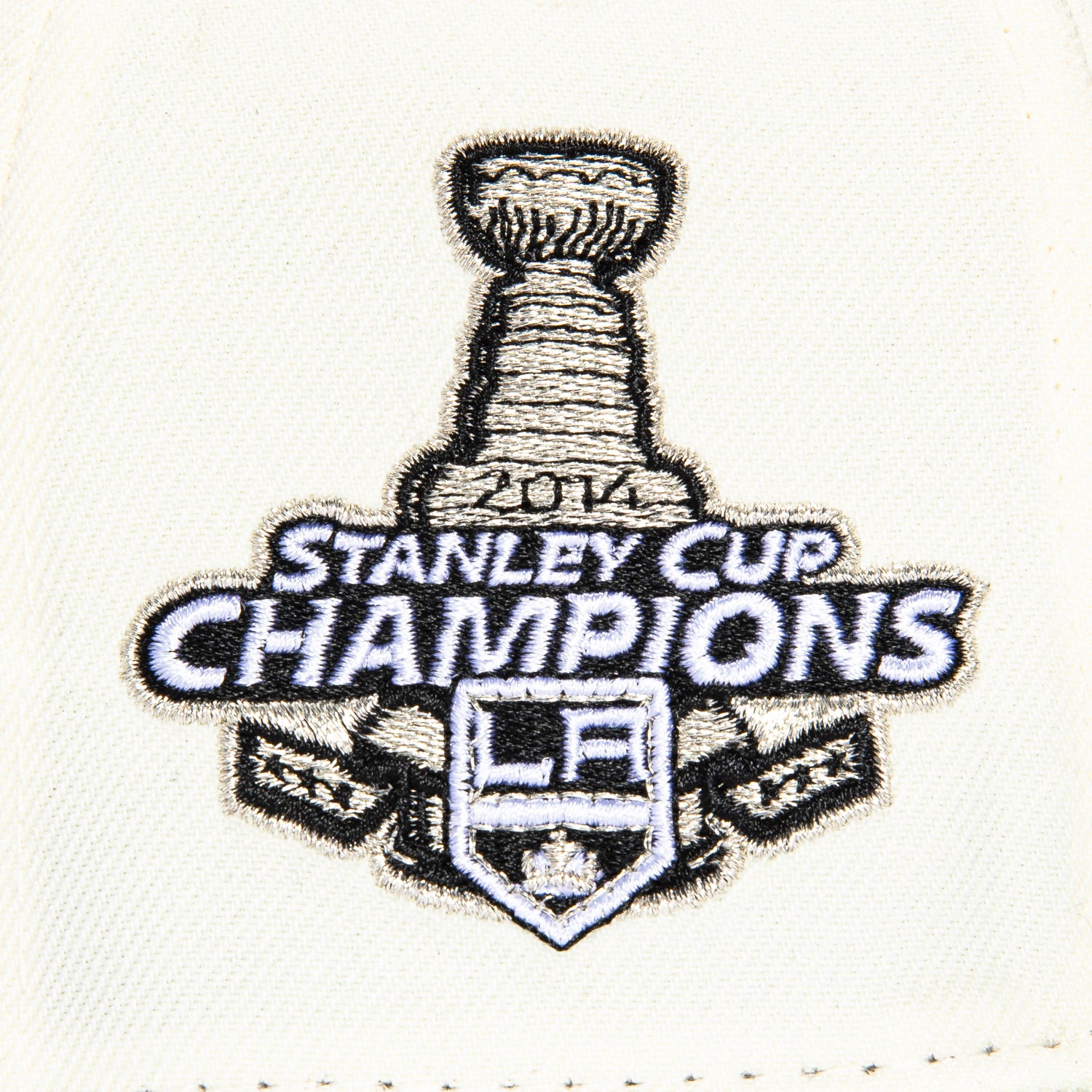 New Era 59Fifty Los Angeles Kings 2014 Stanley Cup Champions Patch Word Hat - White, Black, Metallic Silver