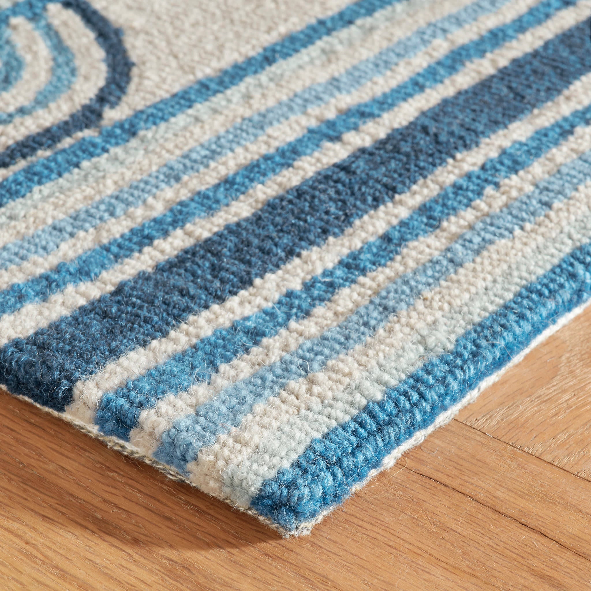 Button Blue Hand Micro Hooked Wool Rug