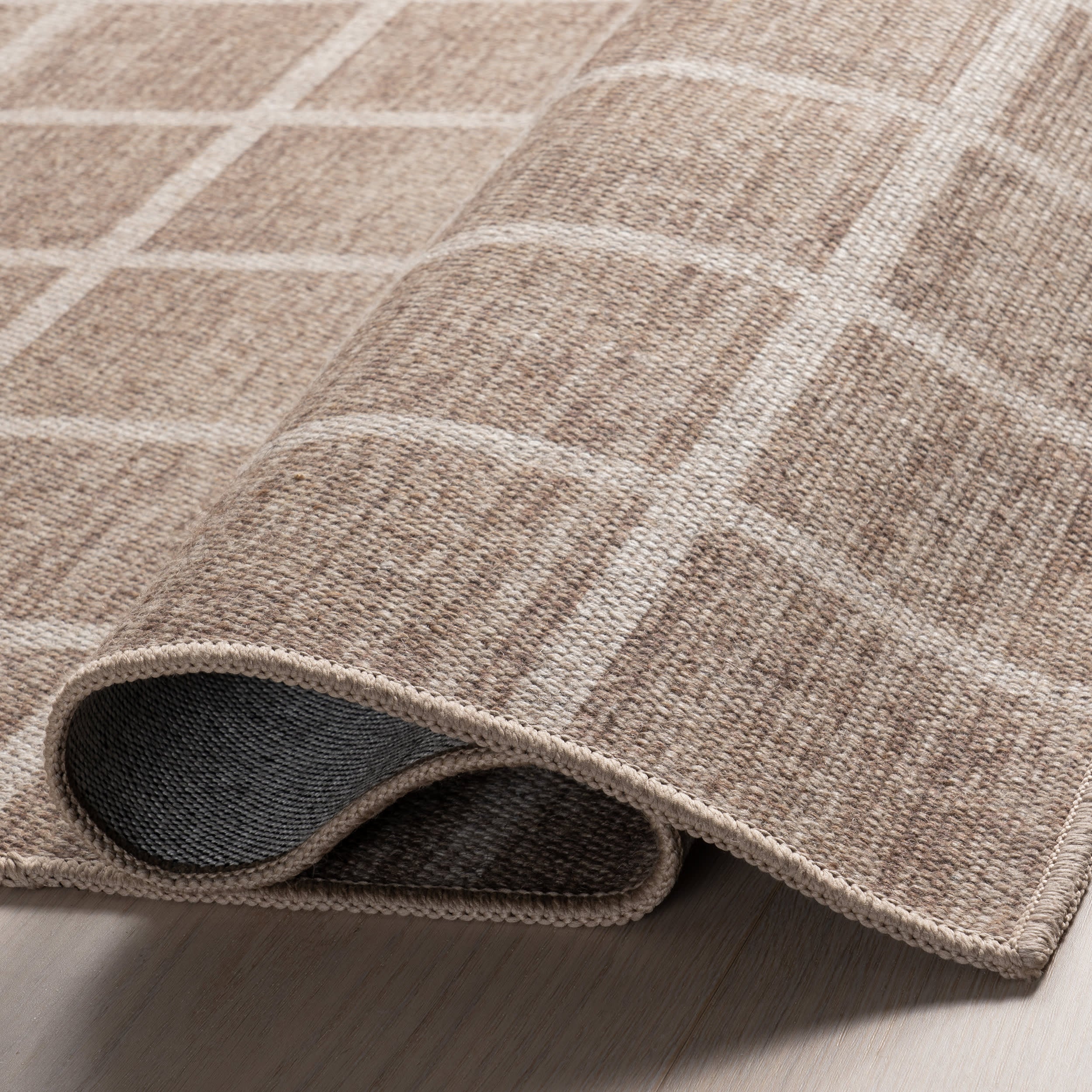 Verity Checkered Washable Rug | Brown