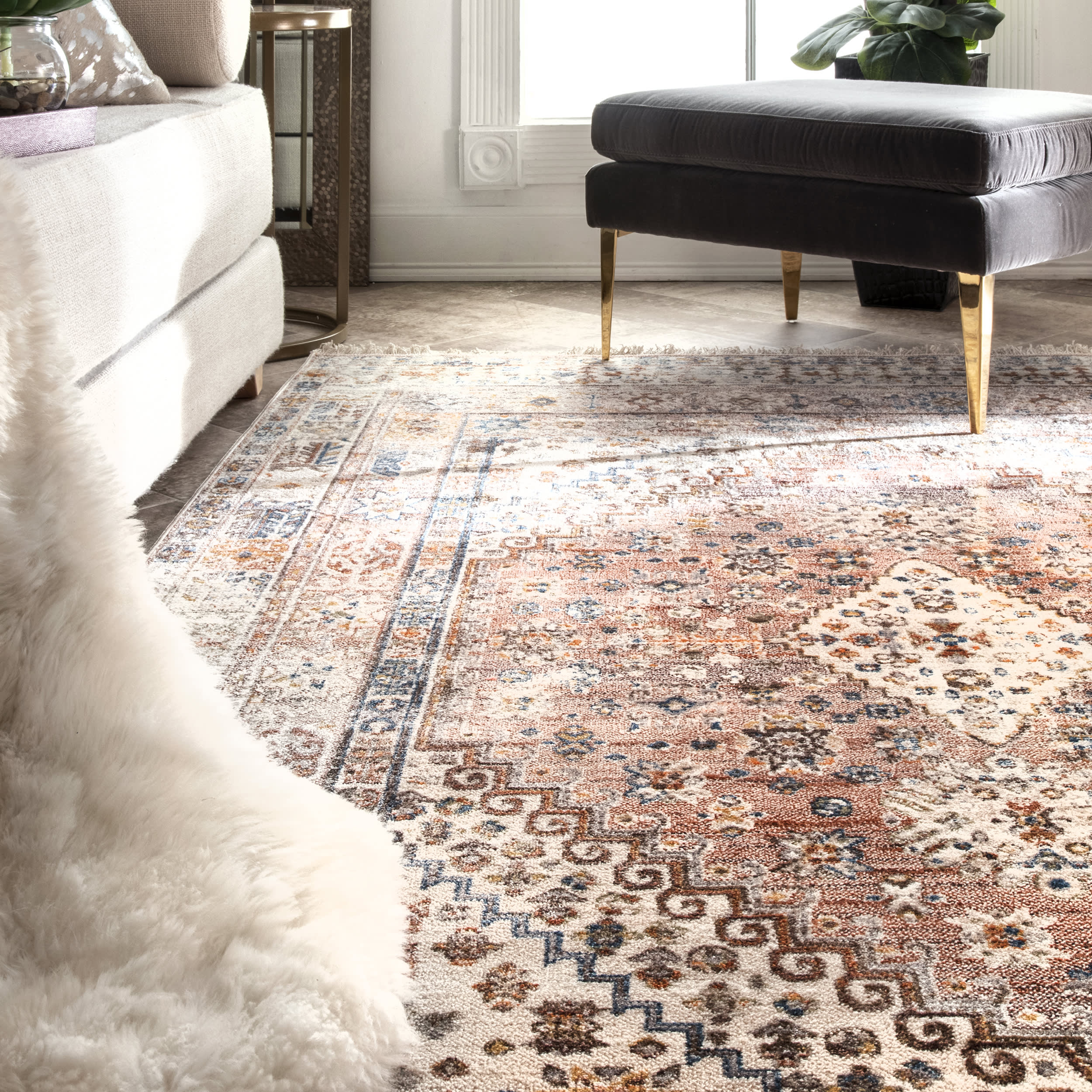 Archer Distressed Medallion Rug | Khaki