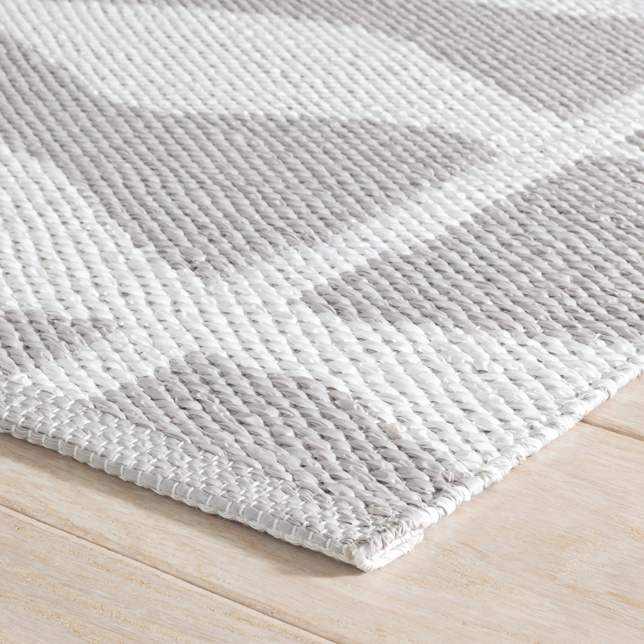 Circuit Grey Handwoven Indoor/Outdoor Rug