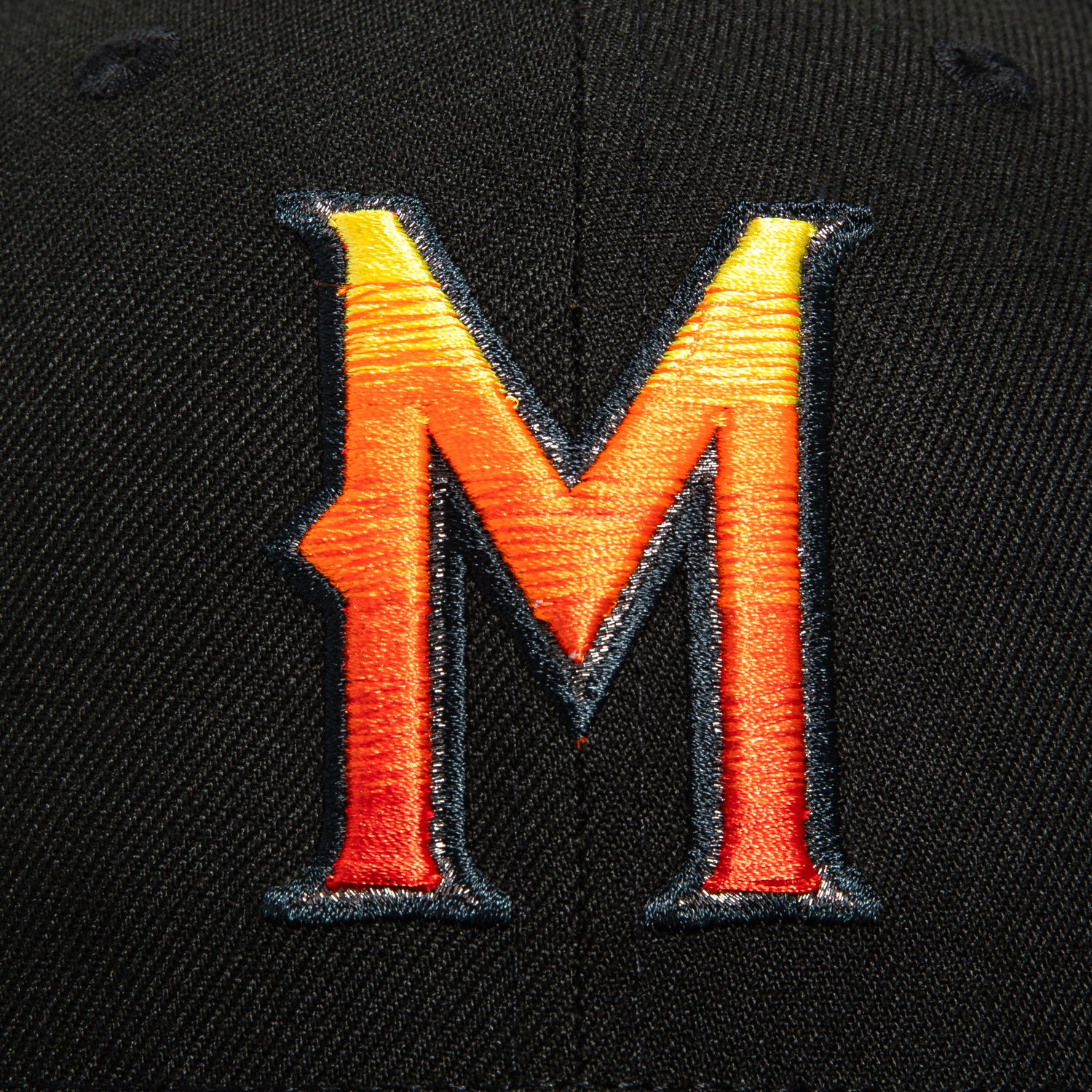 New Era 59Fifty Level Up Pack Milwaukee Brewers 25th Anniversary Patch Hat - Black, Red, Orange