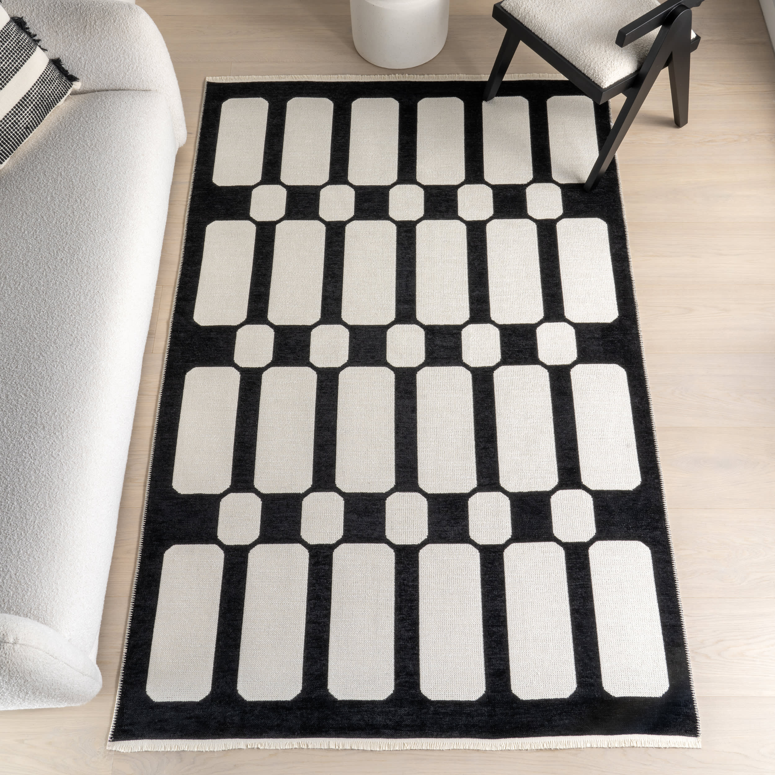 Emelia Blocks Reversible Washable Rug | Black/Cream