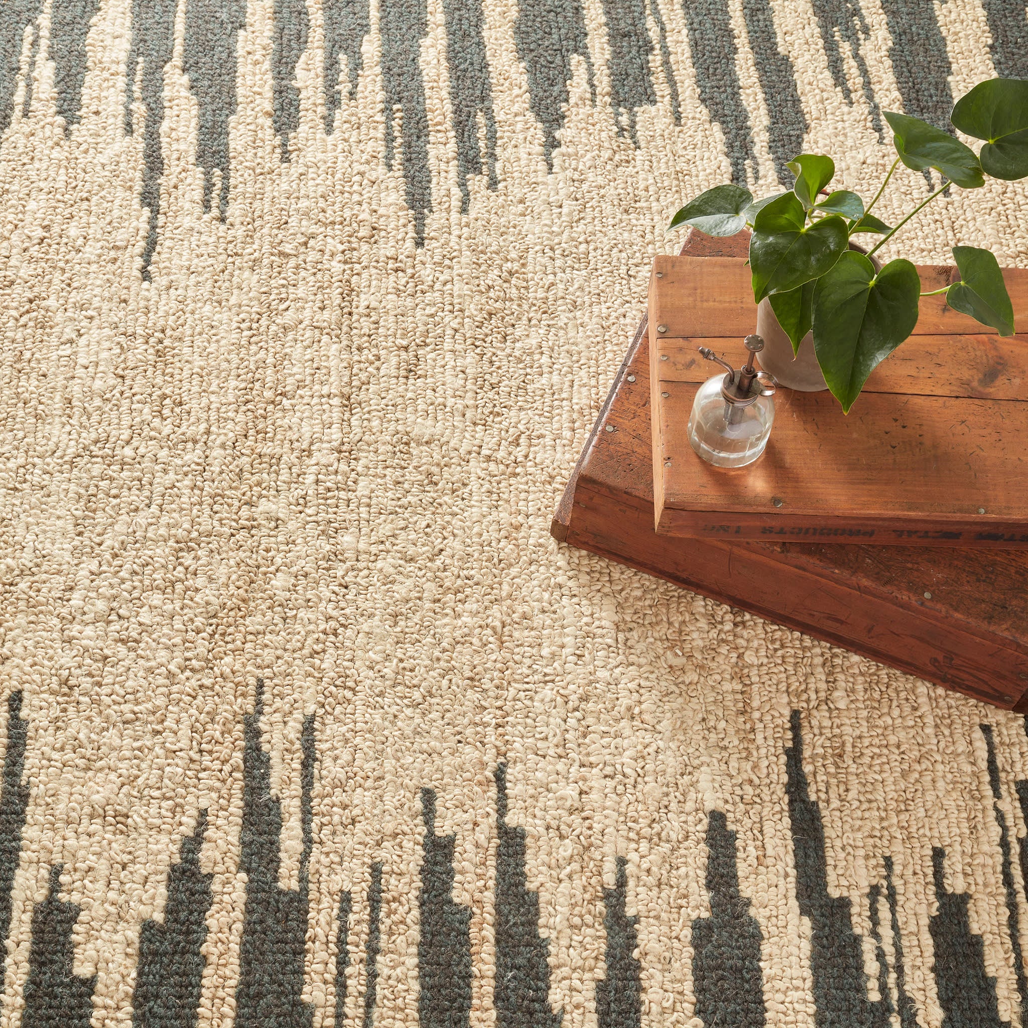 Moss Metal Handwoven Jute Rug