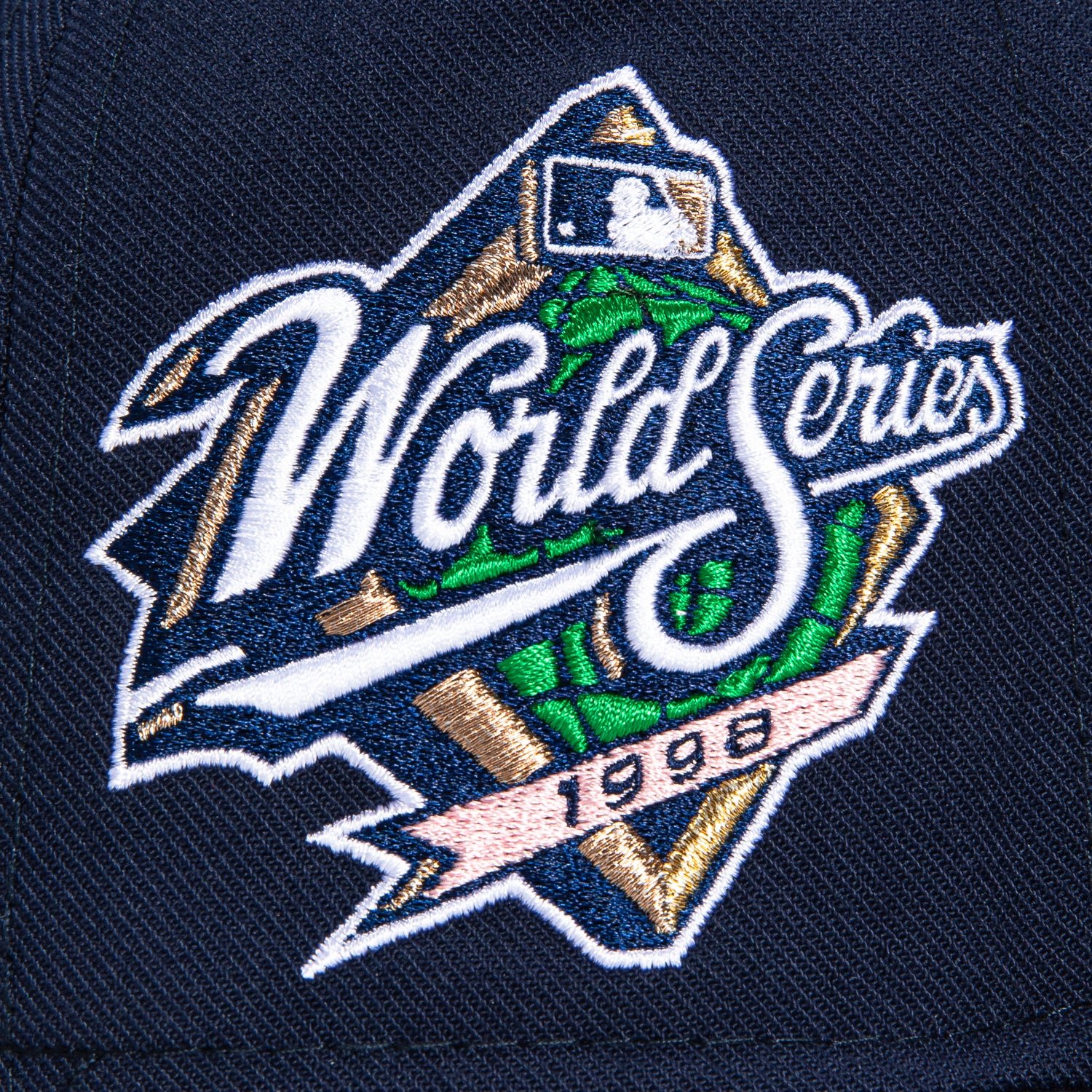 Mitchell & Ness New York Yankees 1998 World Series Patch Script Hat - Navy