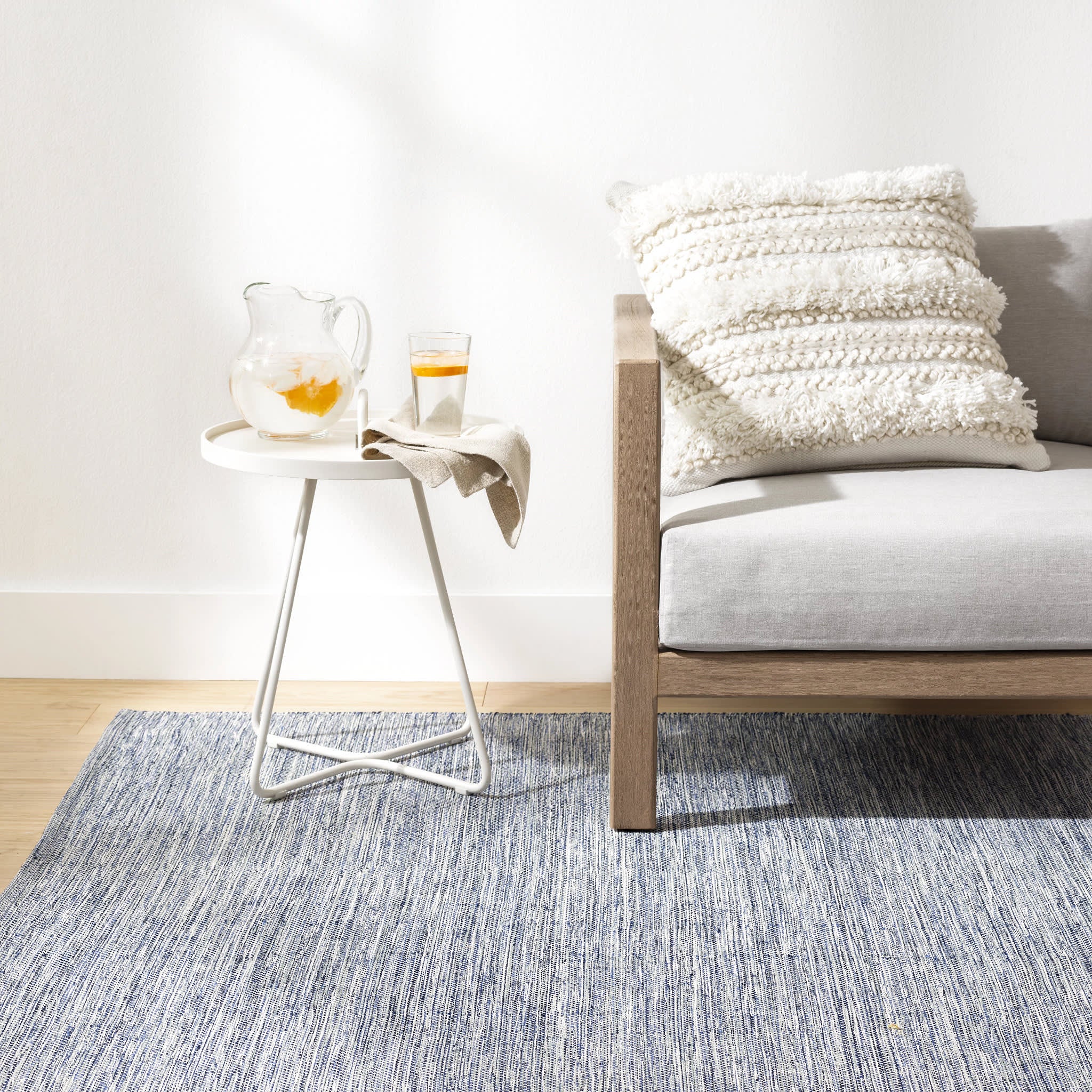 Solid Blue Handwoven Handwoven Indoor/Outdoor Rug