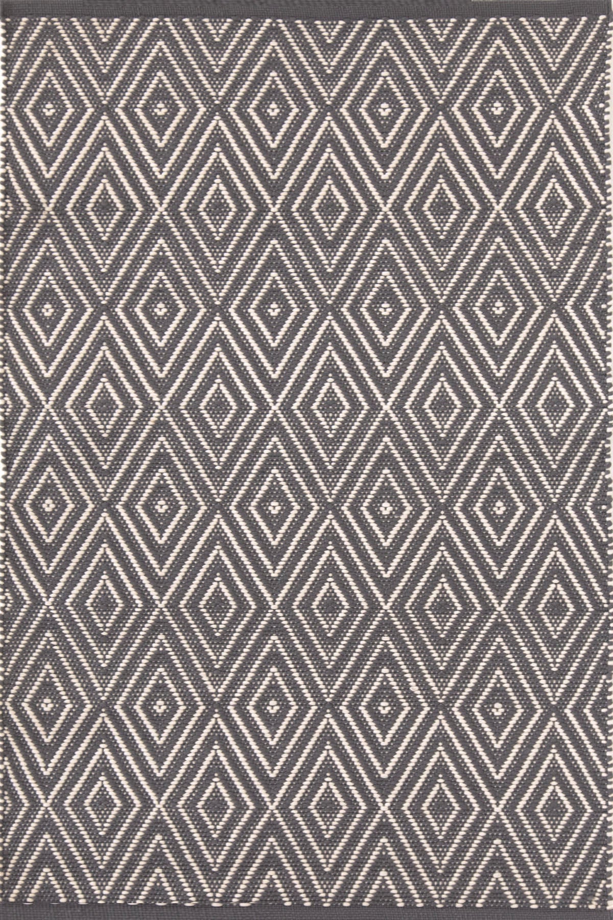 Diamond Graphite/Ivory Handwoven Indoor/Outdoor Rug