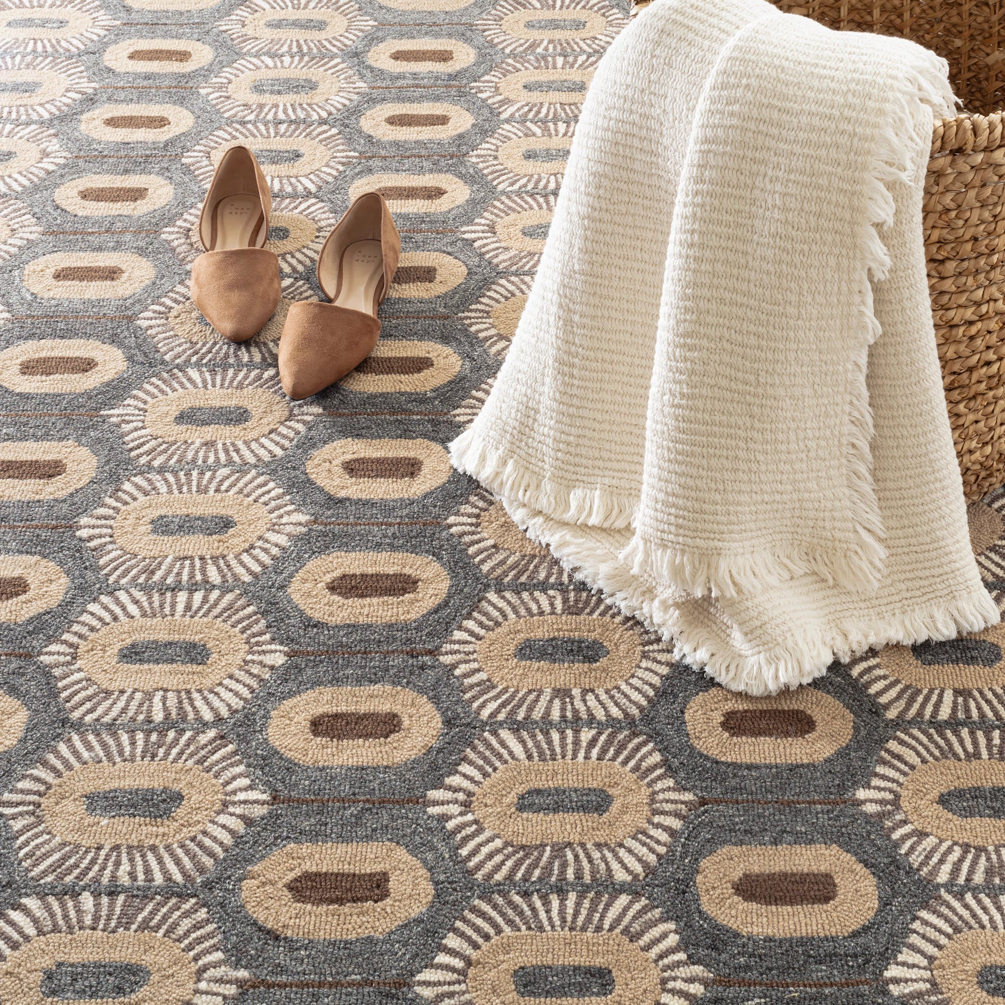 Stowe Hand Micro Hooked Wool Rug