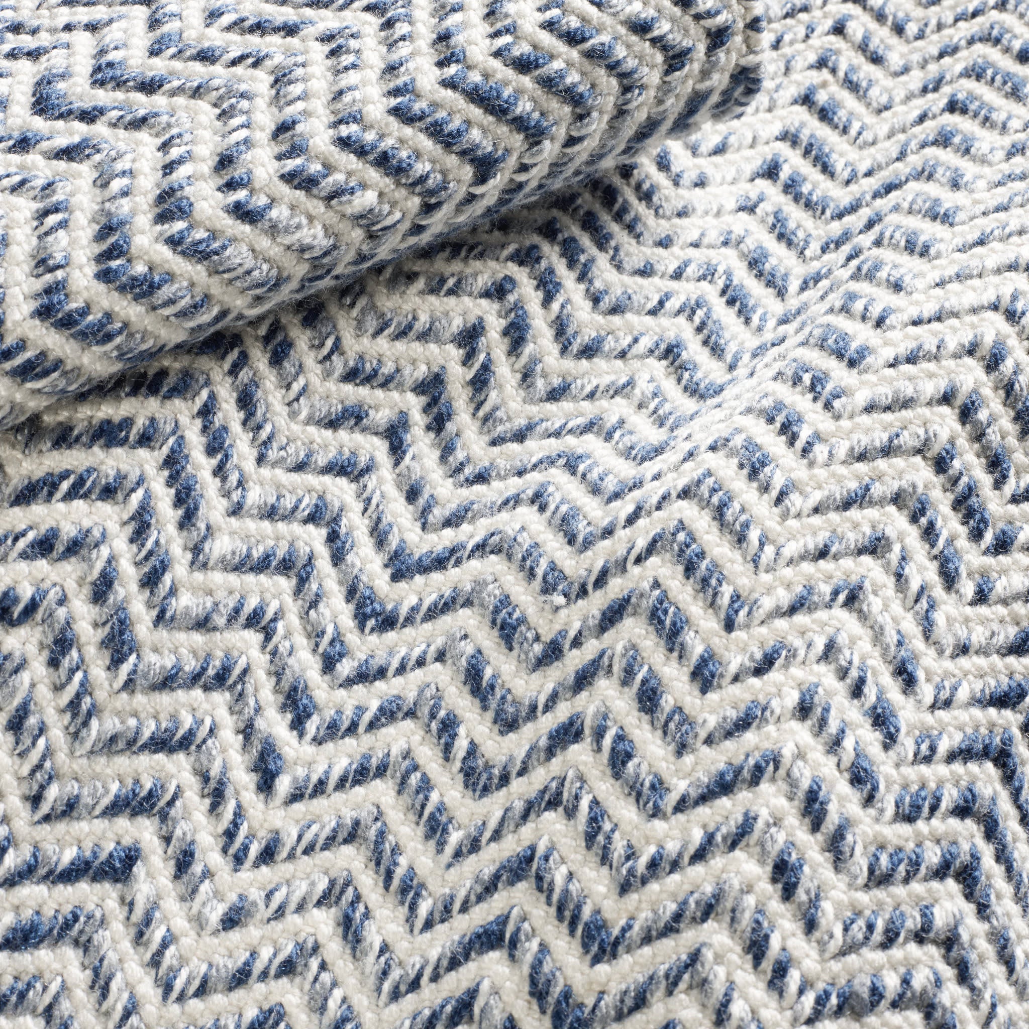 Coastal Blue Handwoven Indoor/Outdoor Rug