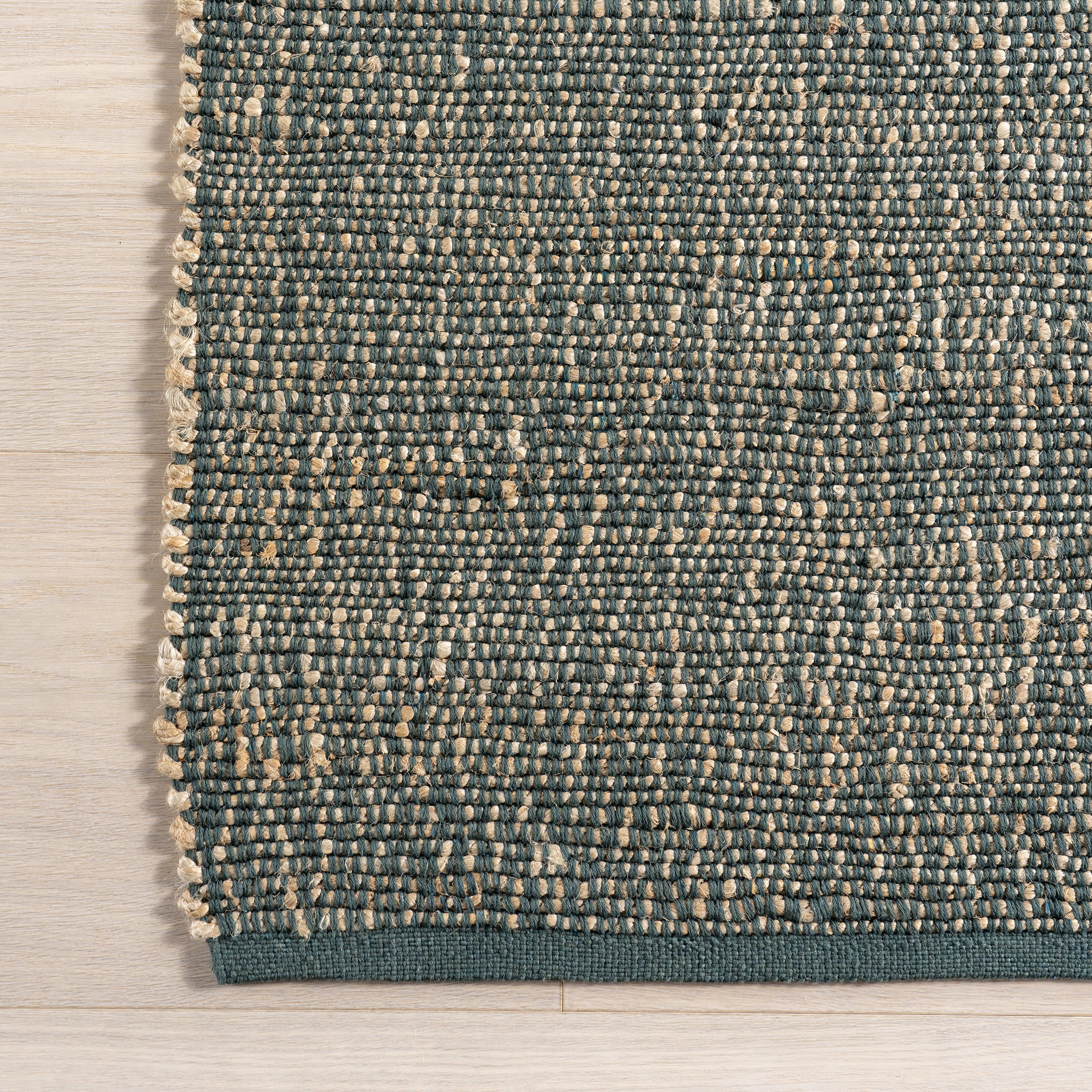 Perfect Handwoven Jute-Blend Rug | Green