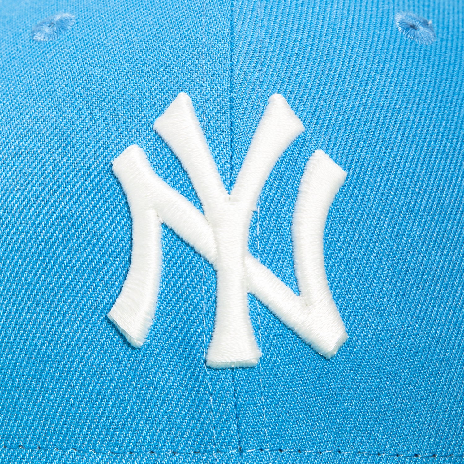 New Era 59Fifty Caribbean Waters New York Yankees 1998 World Series Patch Hat - Light Blue, Teal