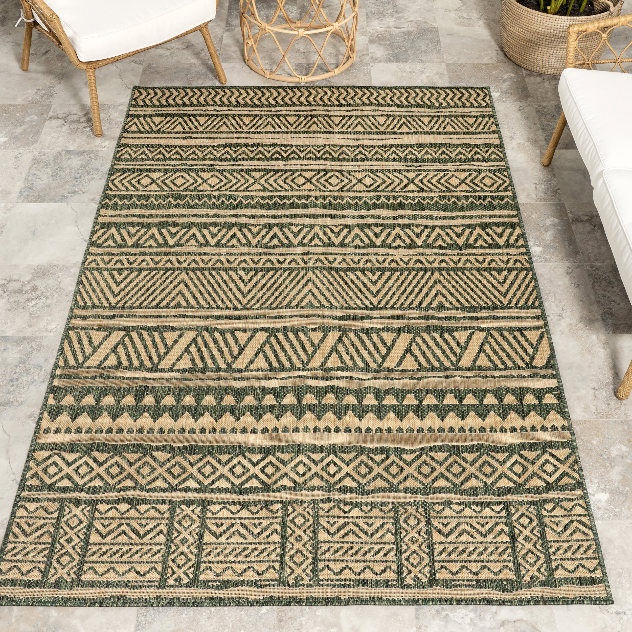 Striped Banded Indoor/Outdoor Rug | Green