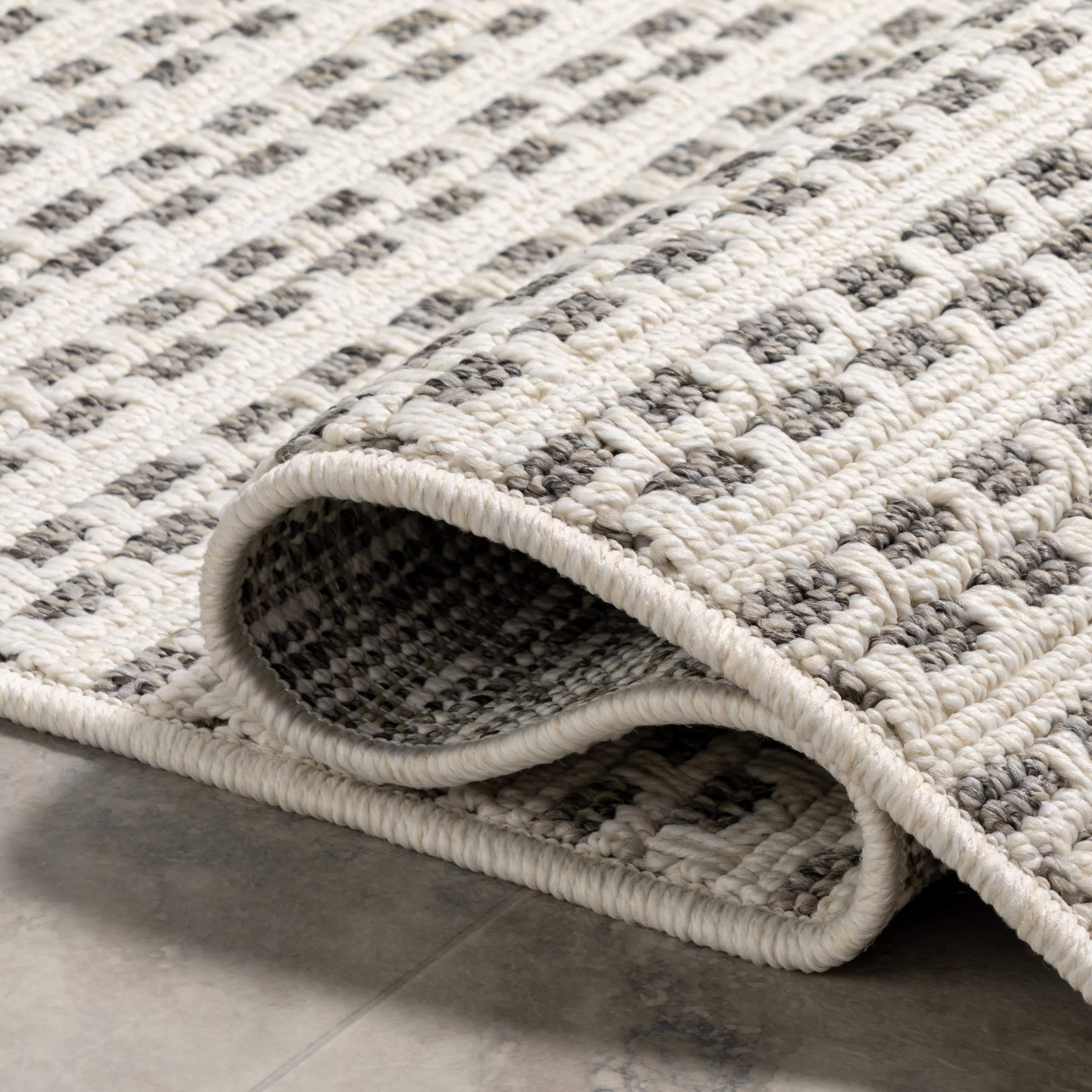 Lilian Textured Squares Indoor/Outdoor Rug | Cream