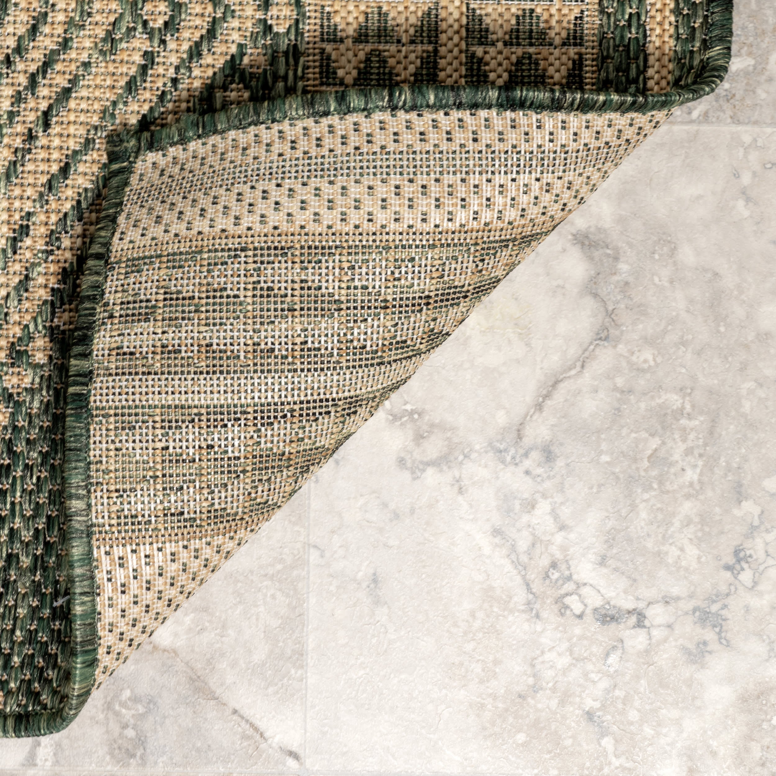 Iris Totem Indoor/Outdoor Flatweave Rug | Green