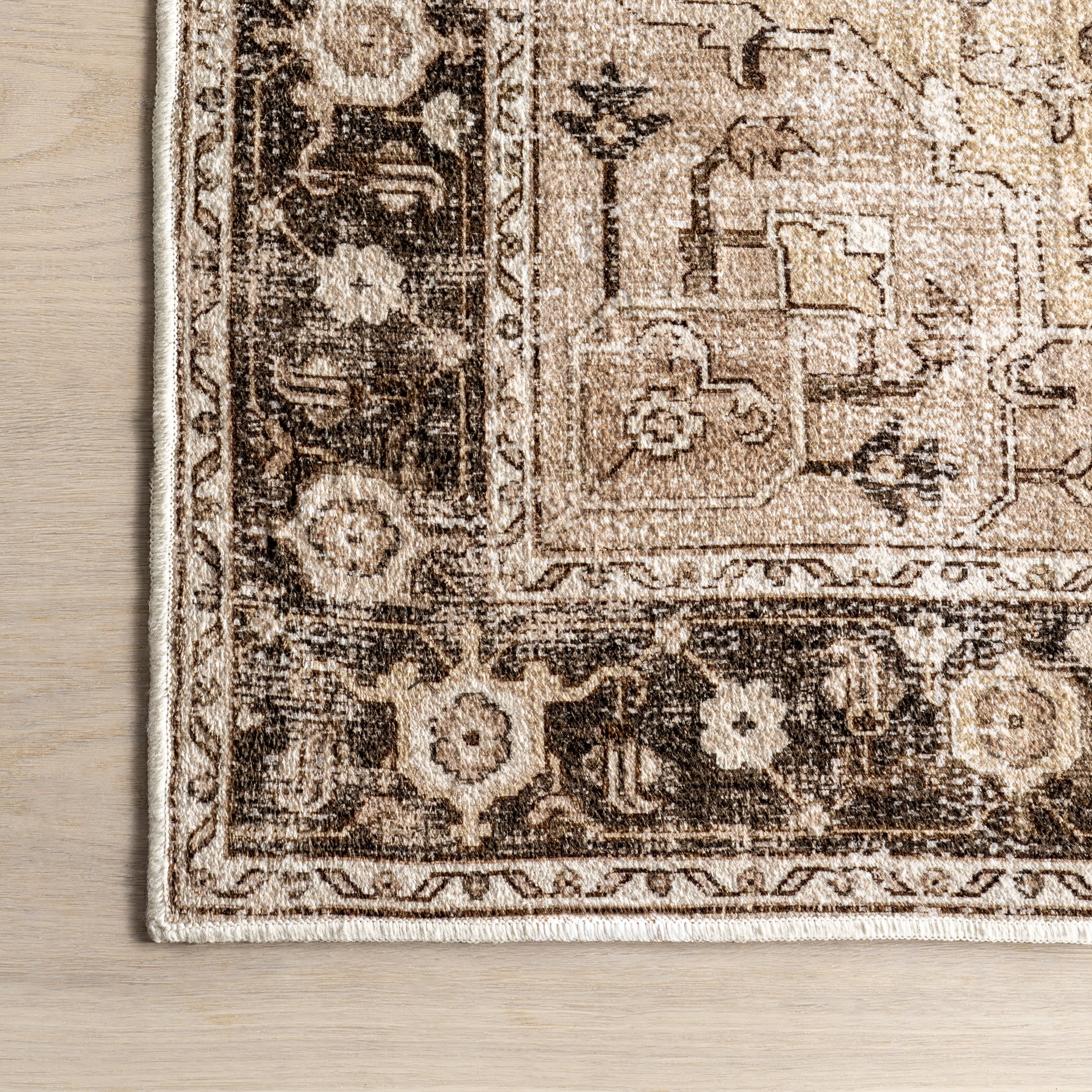 Amaryllis Medallion Washable Rug | Brown