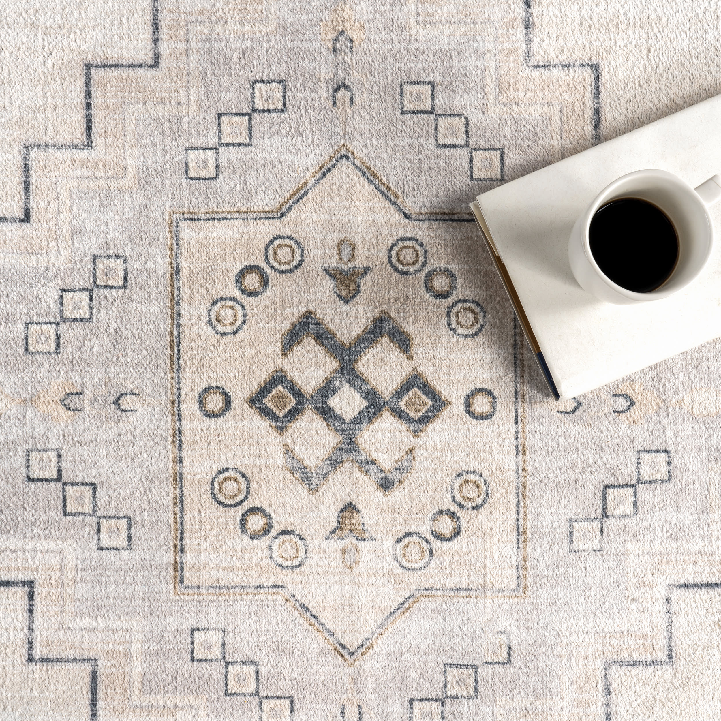 Clovebud Medallion Washable Rug | Grey