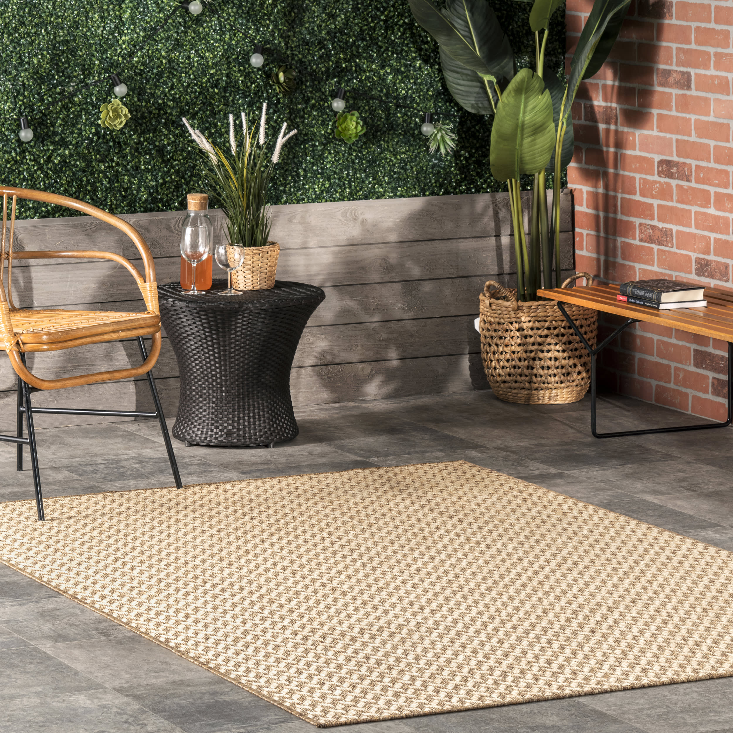 Taraji Herringbone Indoor/Outdoor Rug | Brown