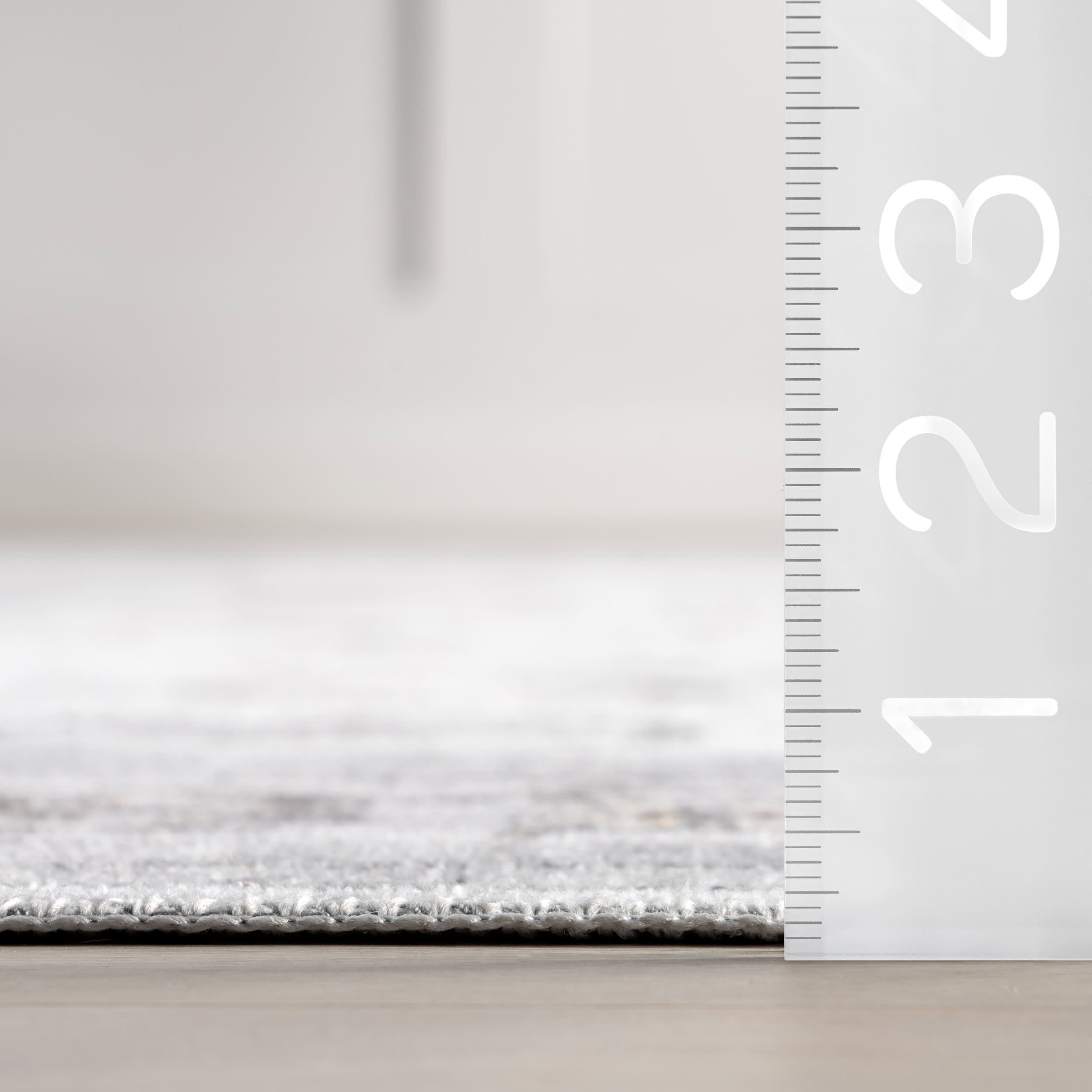 Dayflower Vintage Washable Rug | Light Grey