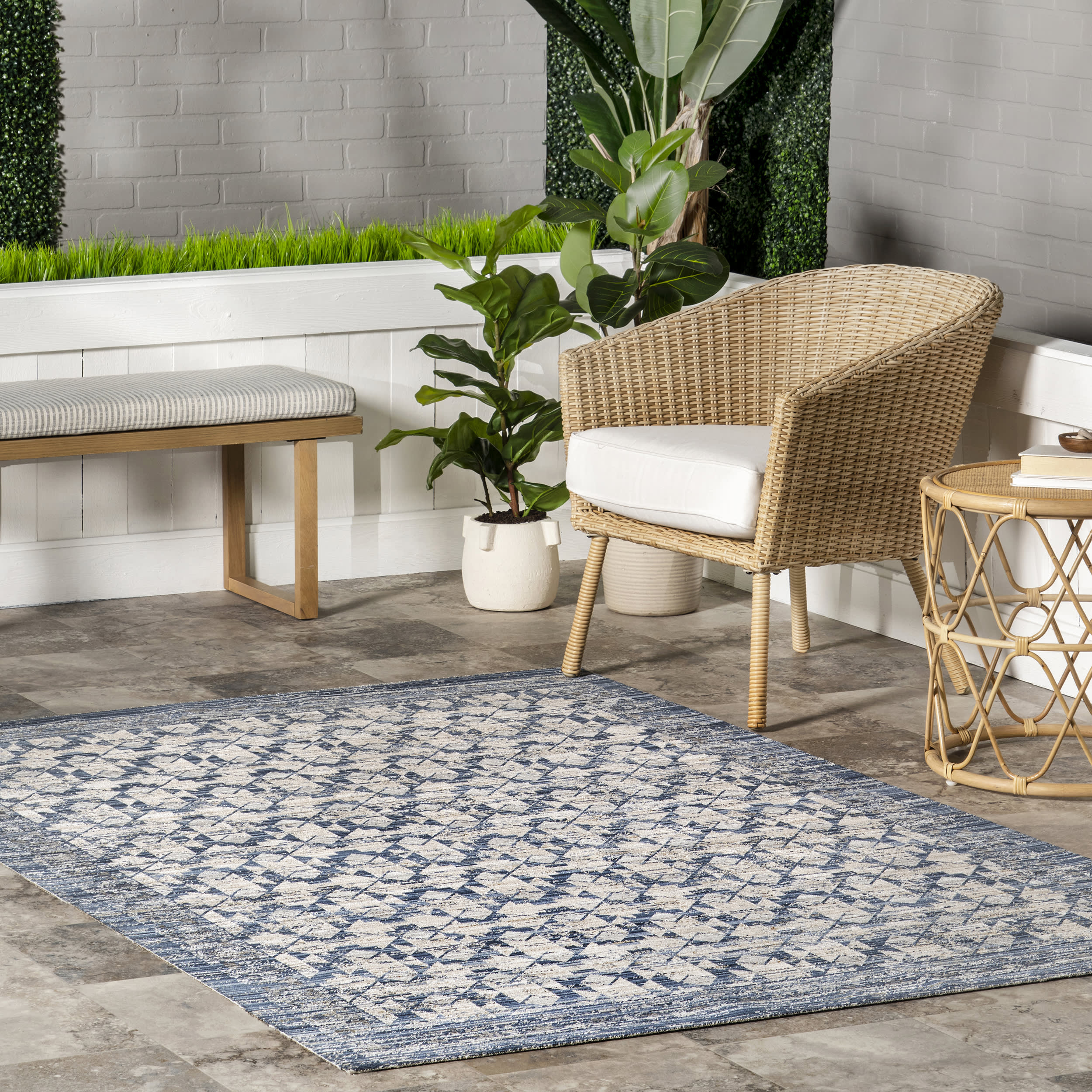 Kelsie Kaleidoscope Washable Indoor/Outdoor Rug | Blue