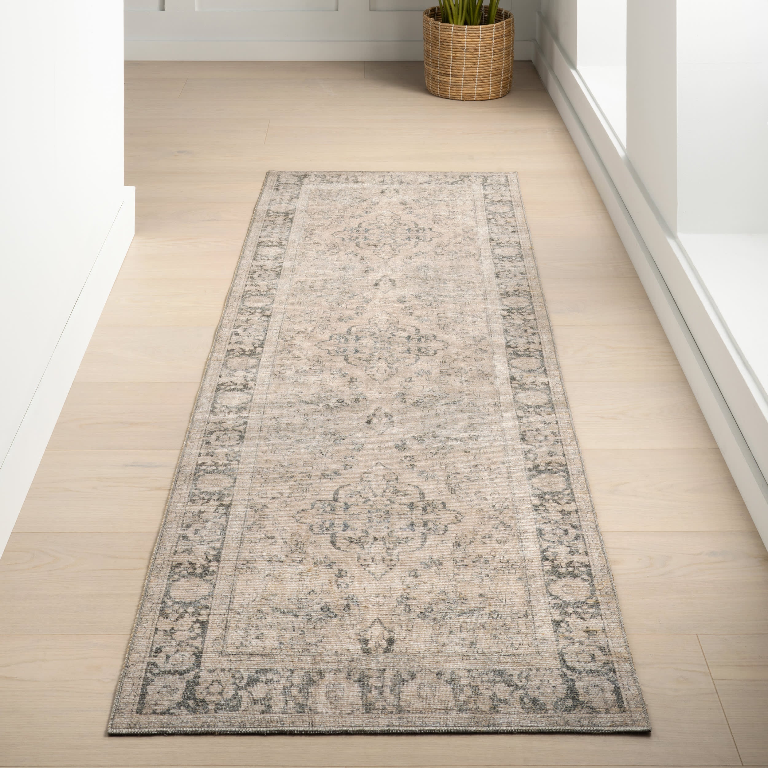 Montclair Antiqued Jute-Blend Rug | Grey