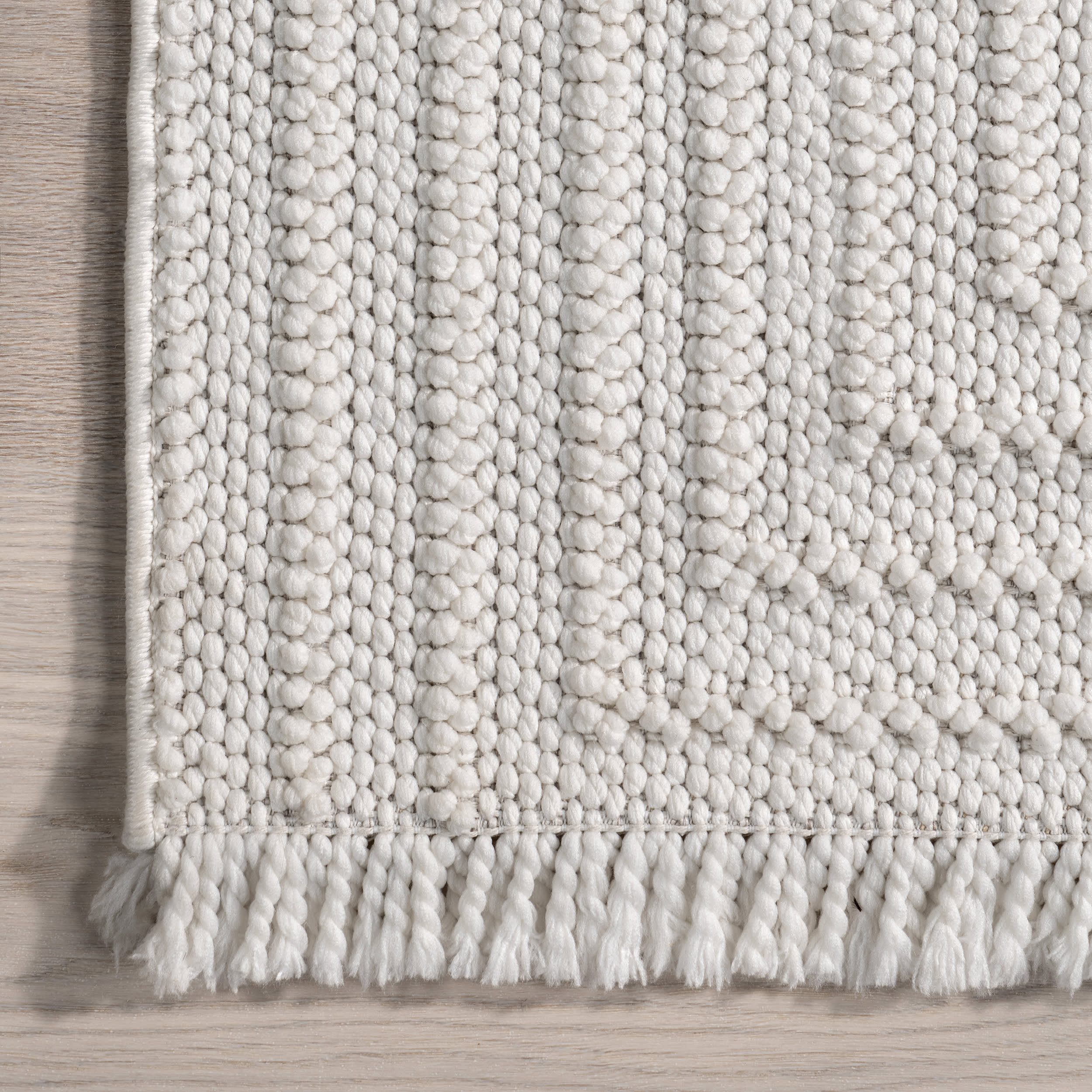 Sisile Zen Garden Tasseled Rug | Off White