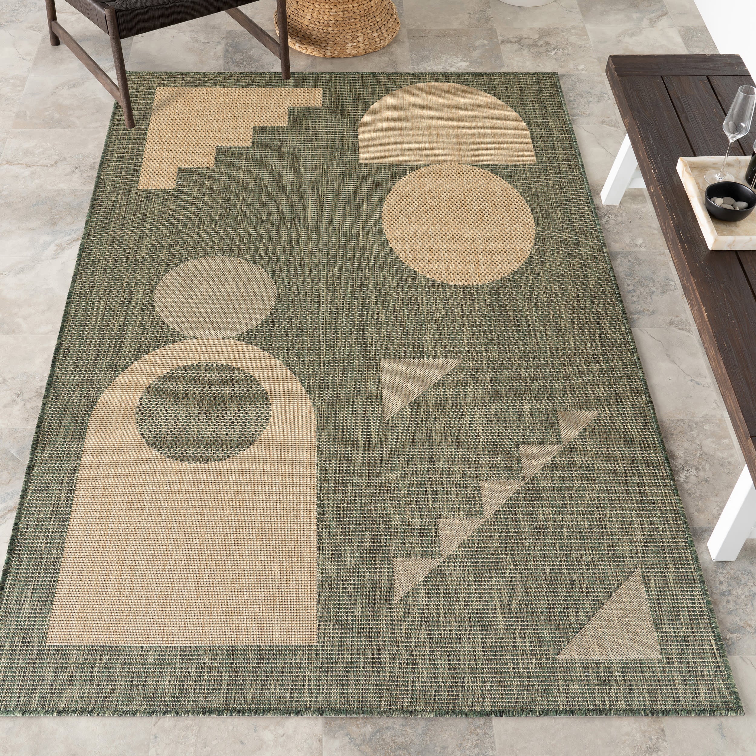 Aila Abstract Geometric Indoor/Outdoor Rug | Green